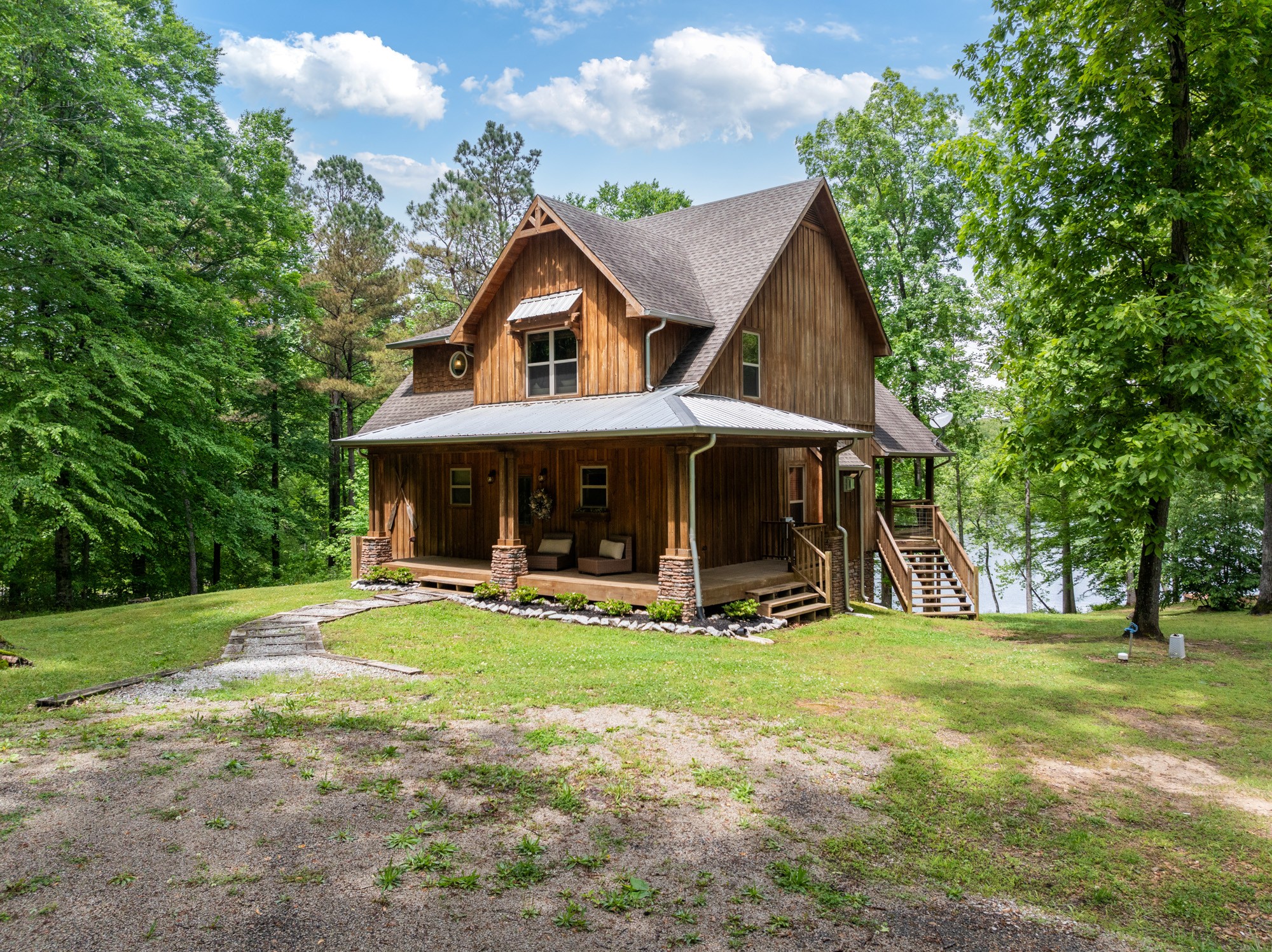 1471 Excalibur Trail Property Photo 1