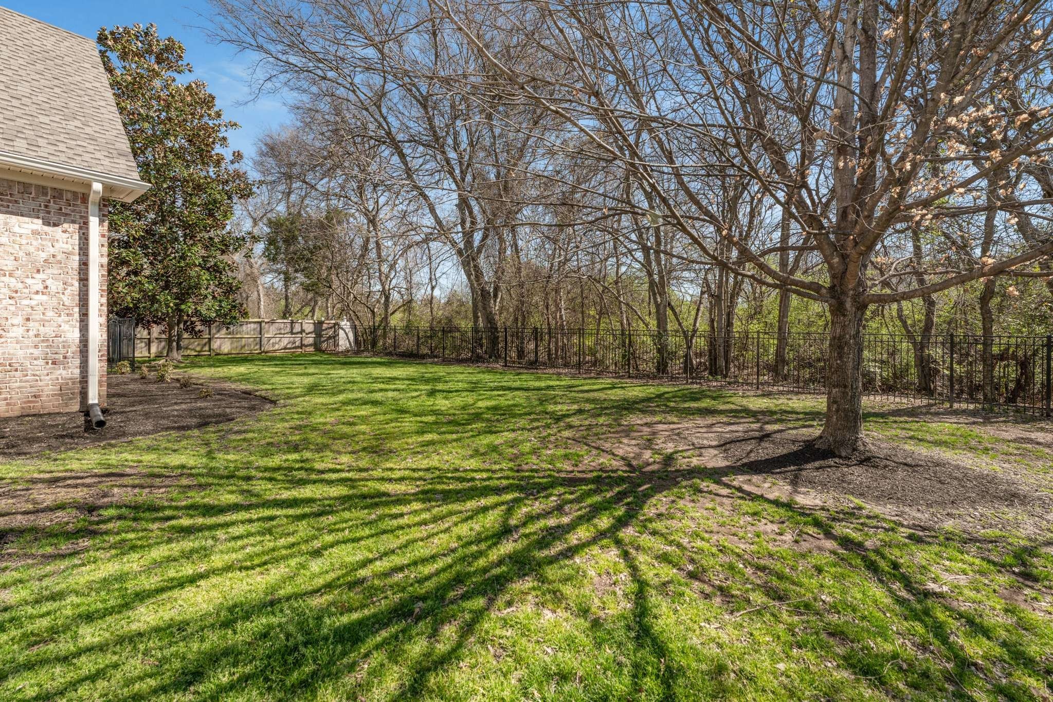 1413 Bradberry Dr Property Photo 42