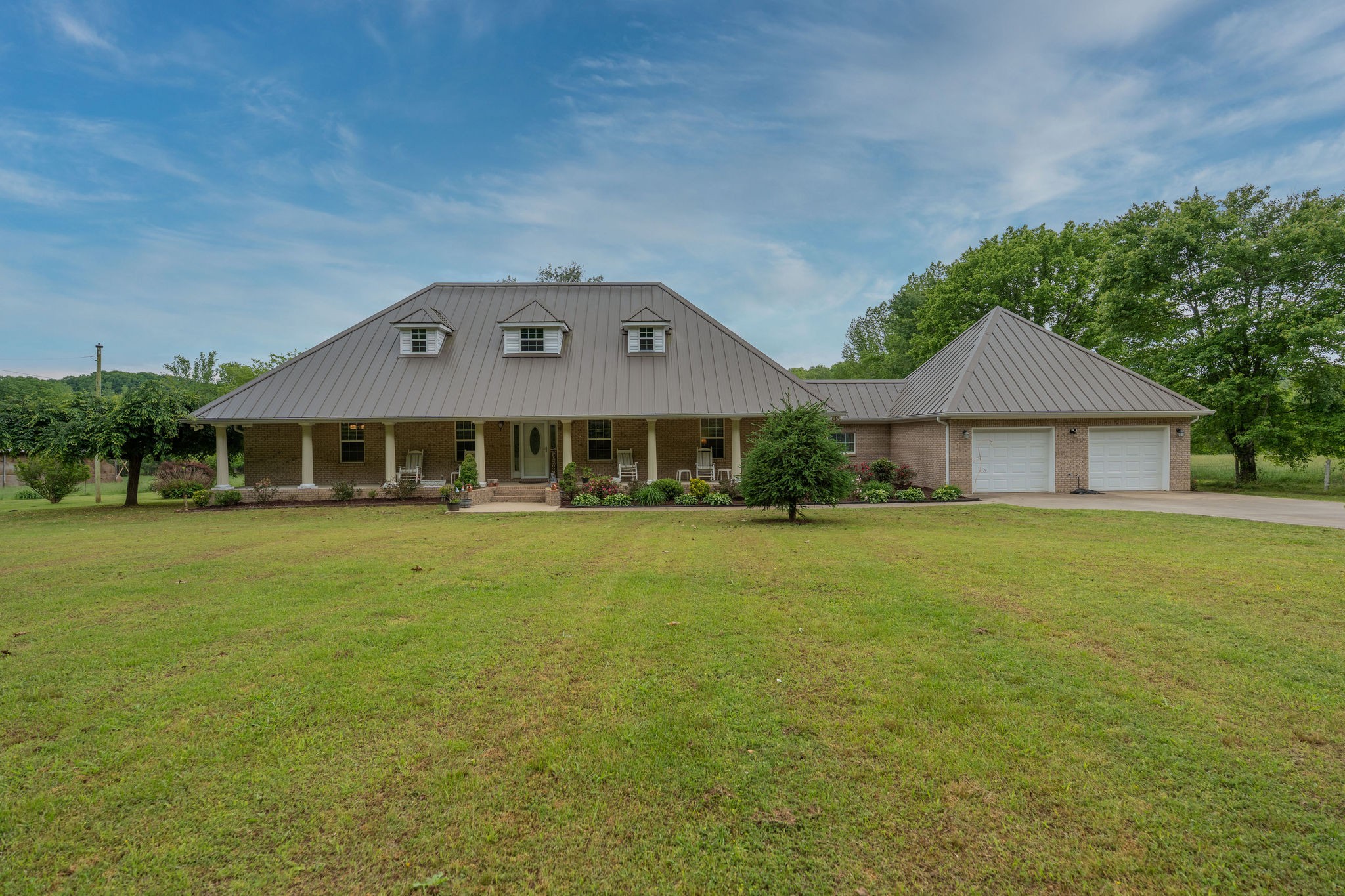 8276 Middle Butler Rd Property Photo