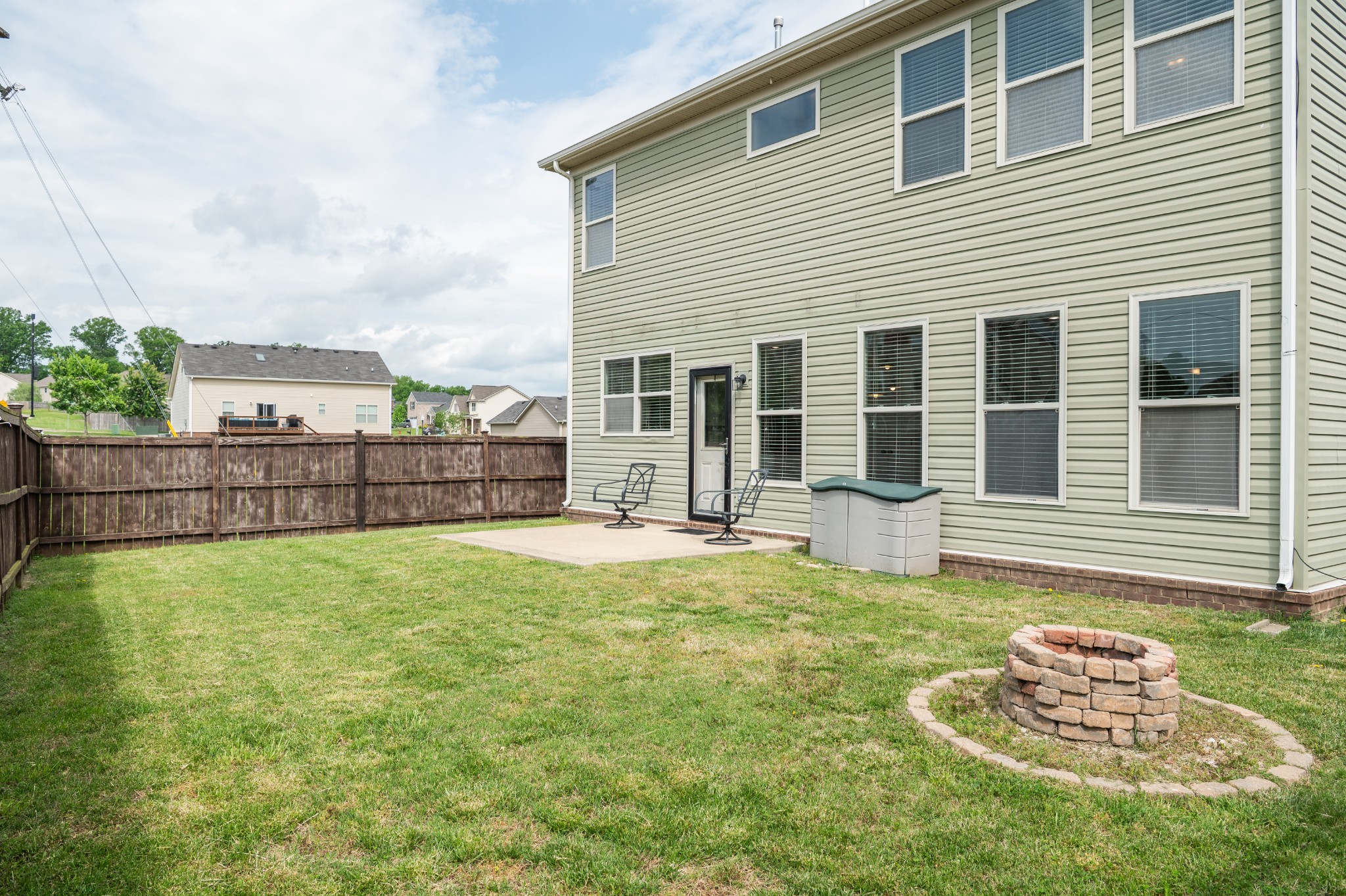 3005 Montrose Ln Property Photo 15