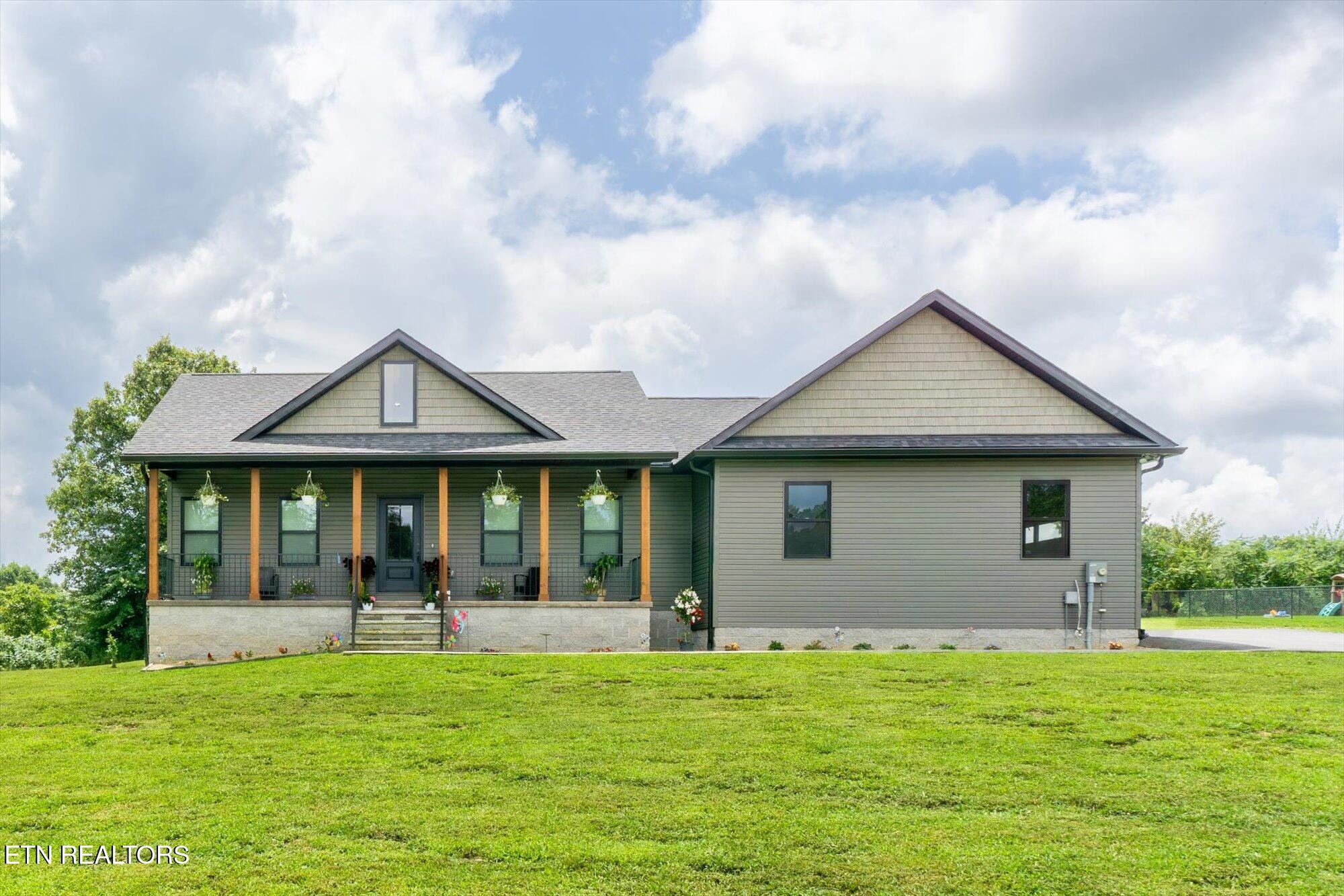 138 Perry Creek Drive Property Photo 1