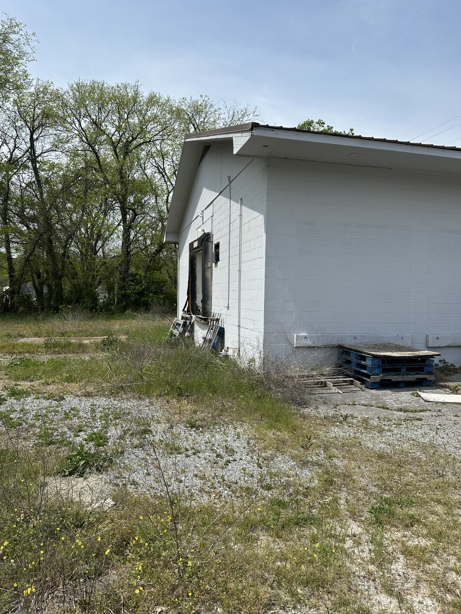 124 Shelbyville Hwy Property Photo 2