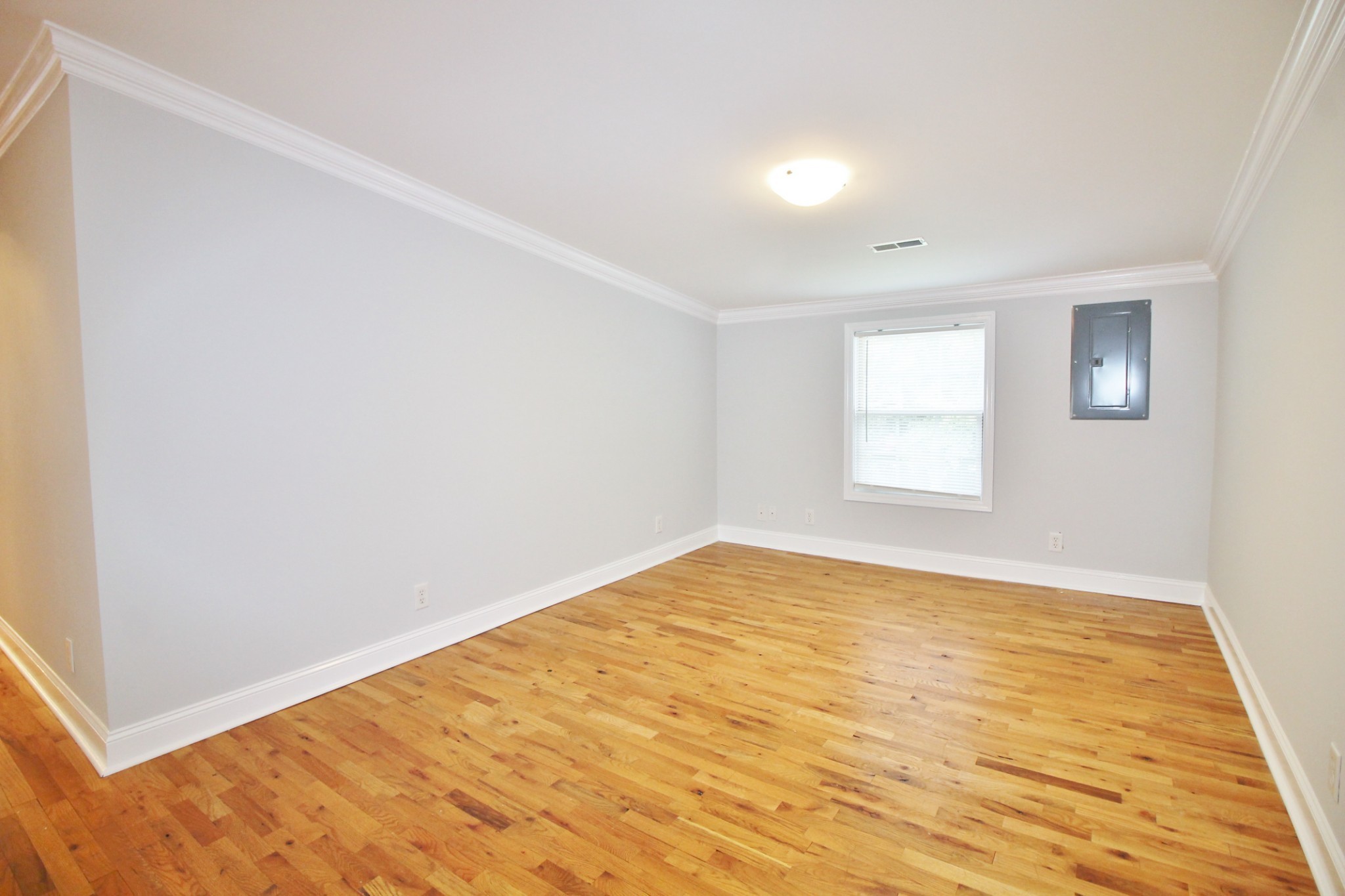 1711 Villa Pl Property Photo 7