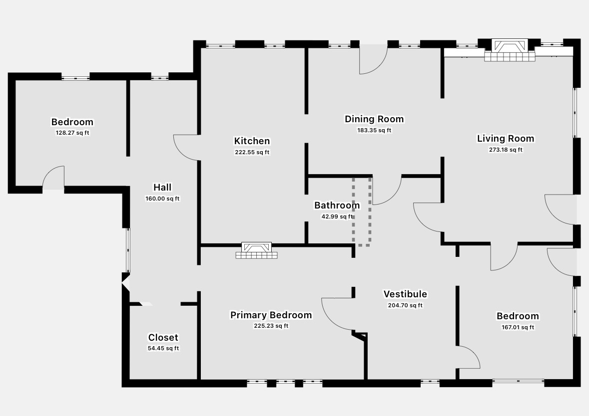 226 Highland St Property Photo 4