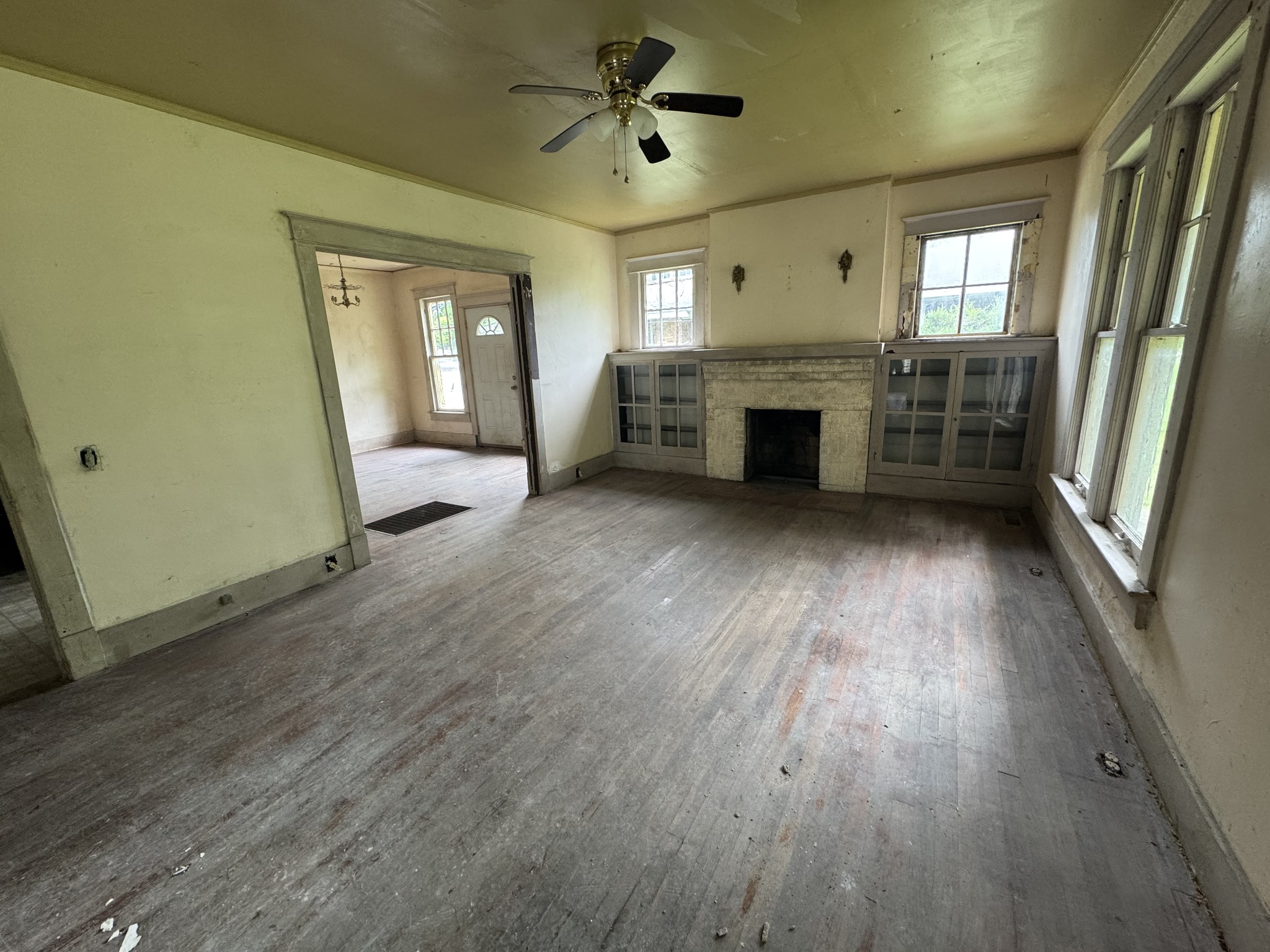 226 Highland St Property Photo 16