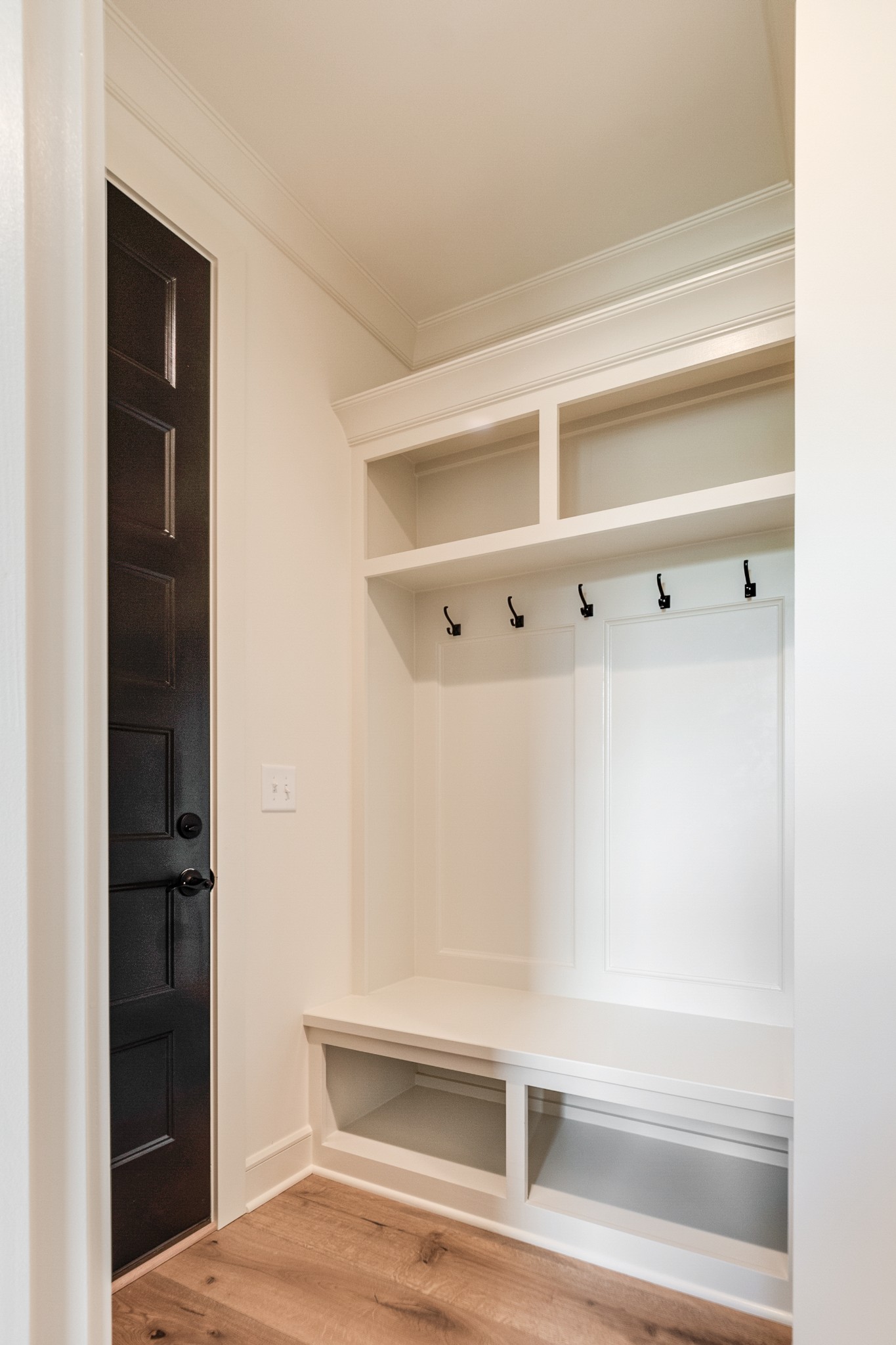 848 Brook Trl Property Photo 20