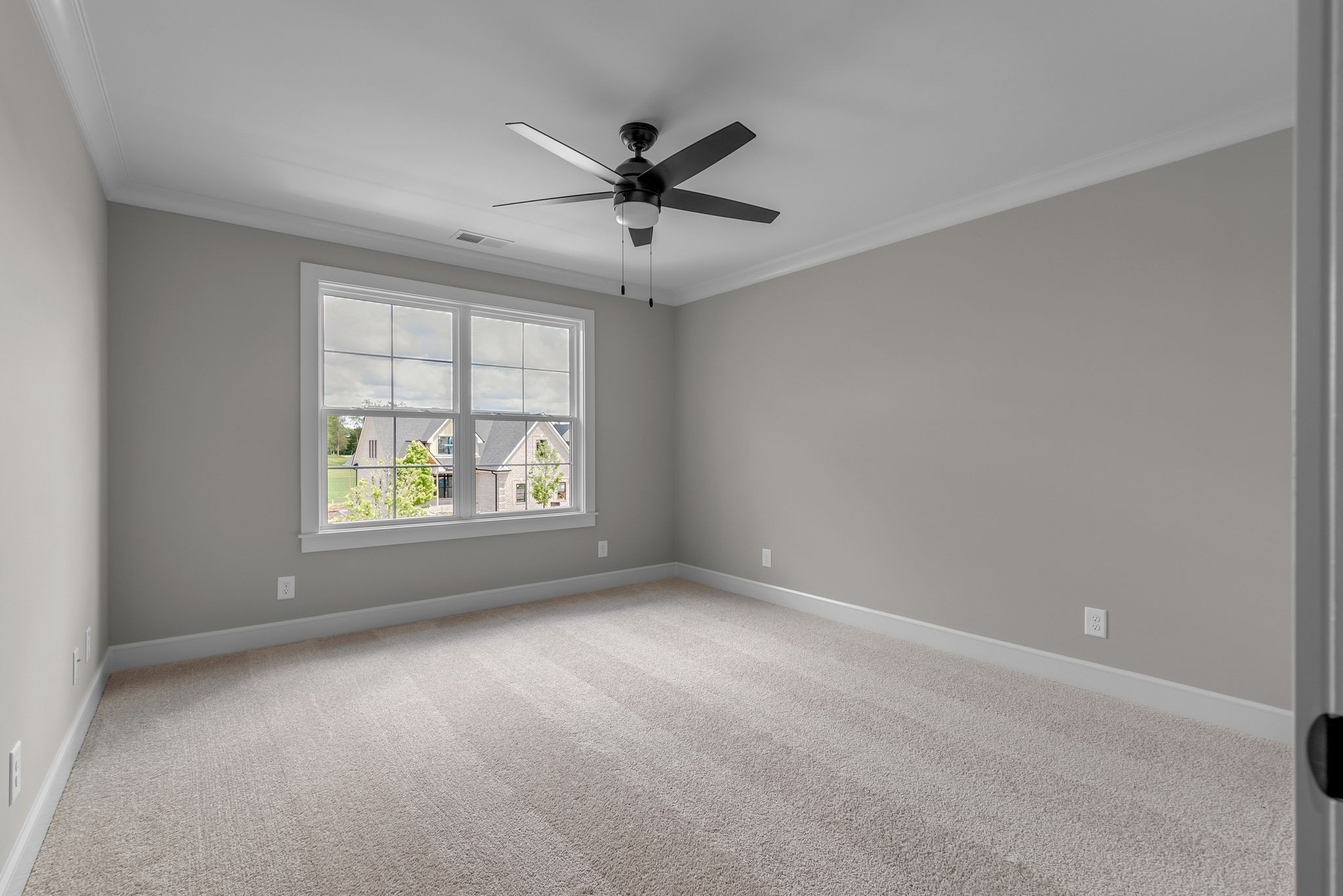 848 Brook Trl Property Photo 32
