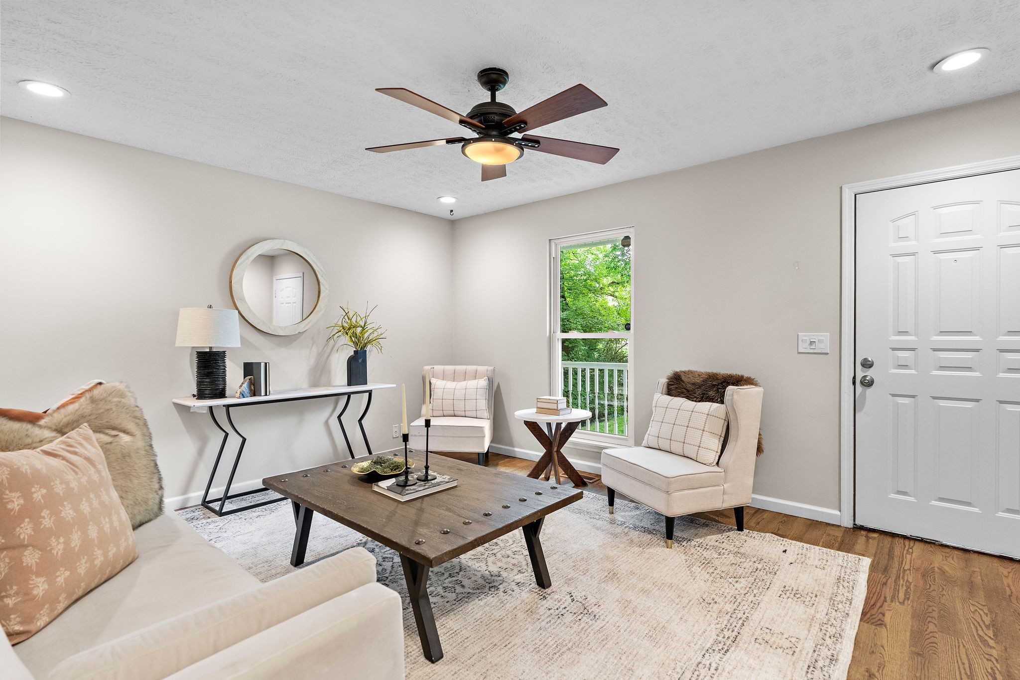 128 Mcarthur Dr Property Photo 6