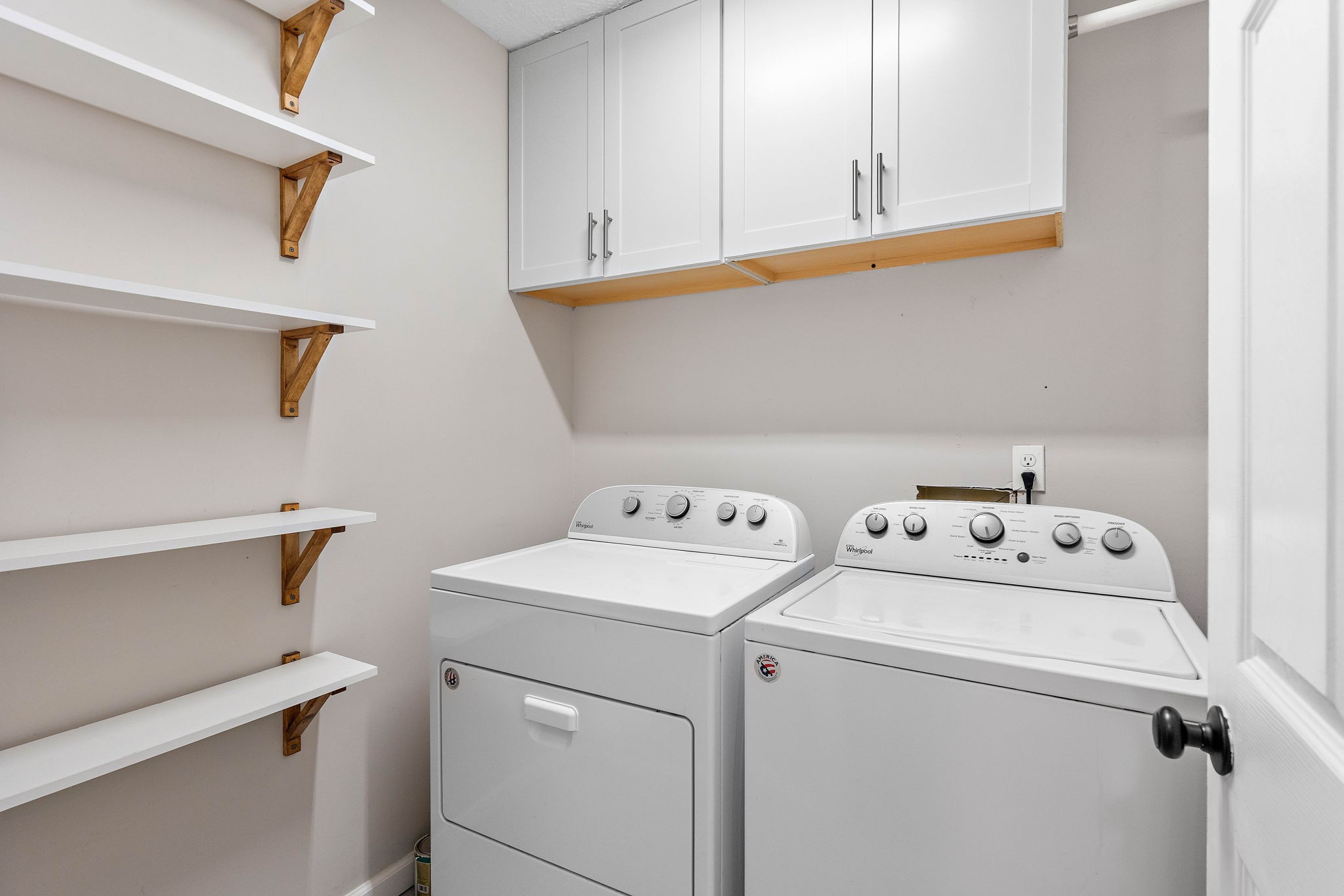 128 Mcarthur Dr Property Photo 12