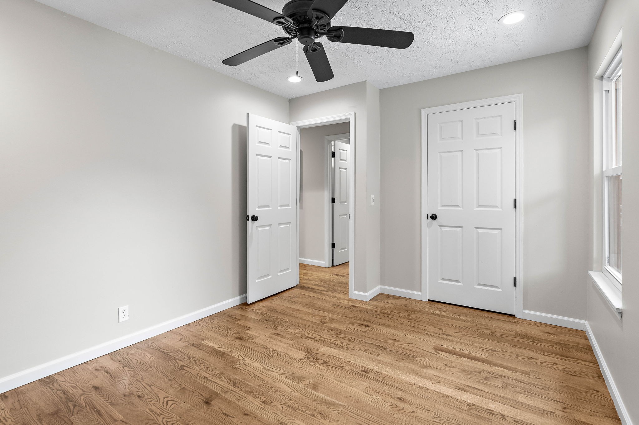 128 Mcarthur Dr Property Photo 17