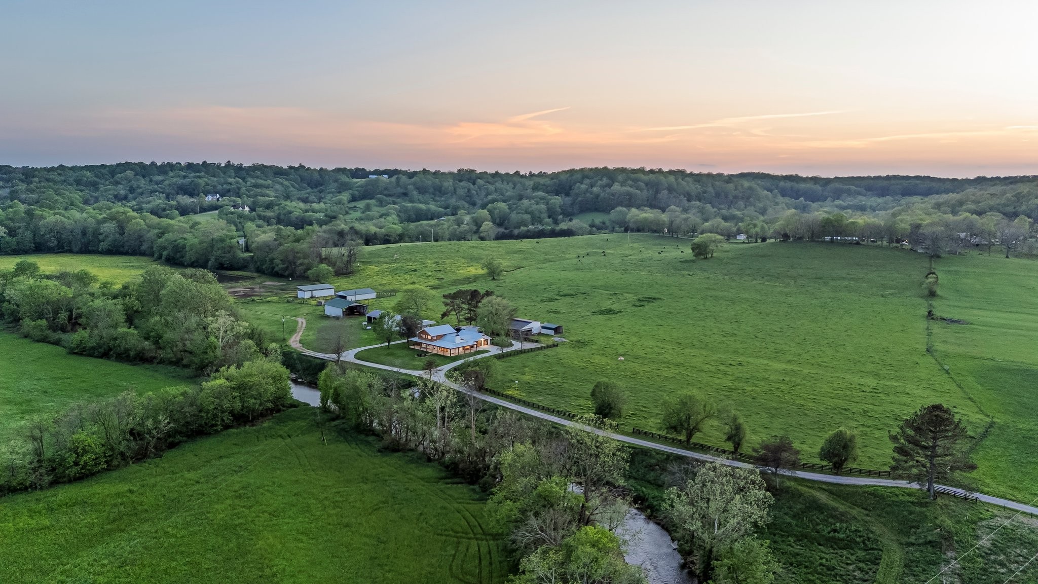 4824 Leipers Creek Road Property Photo 1