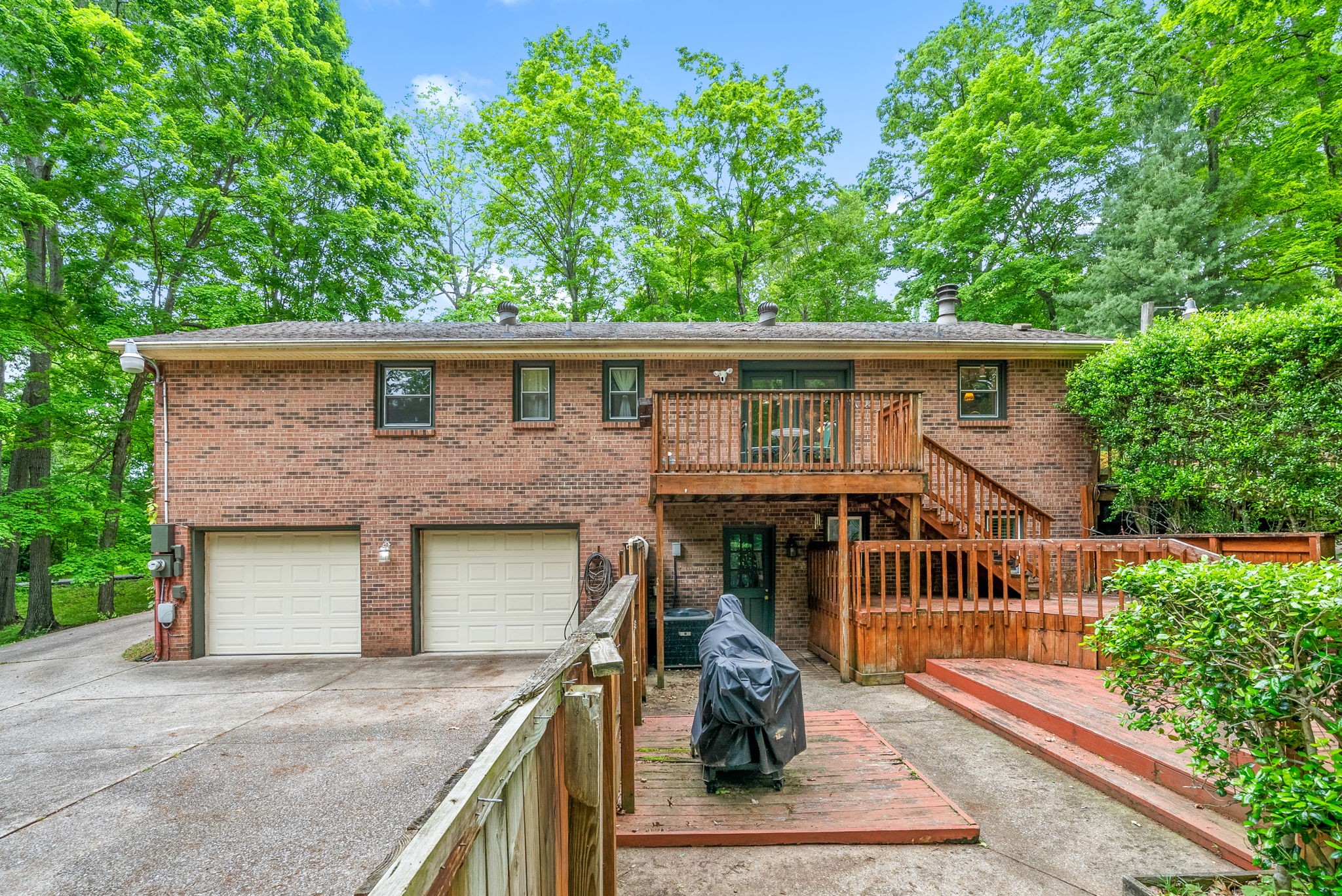 826 Dunbar Cave Rd Property Photo 32