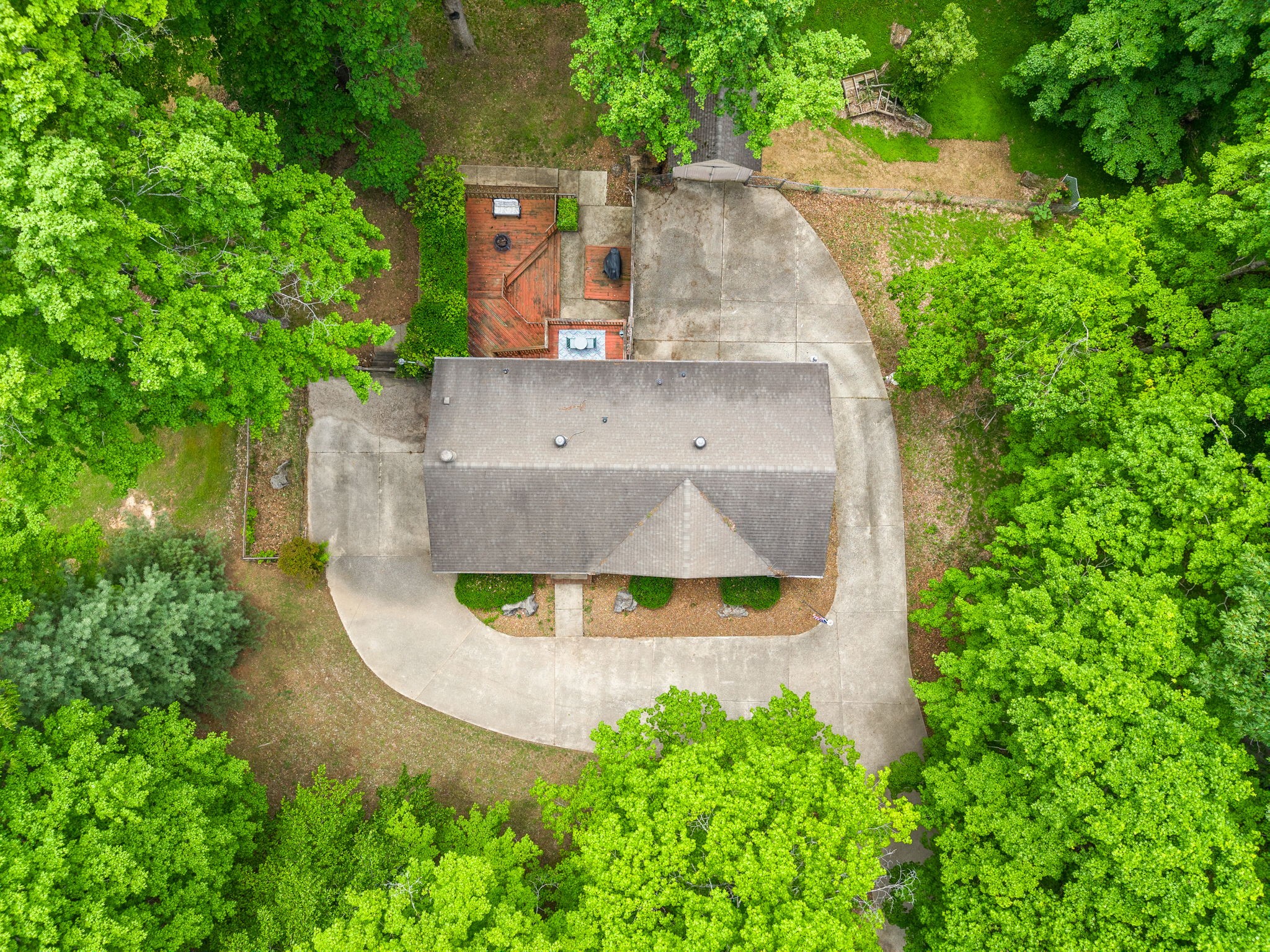 826 Dunbar Cave Rd Property Photo 36