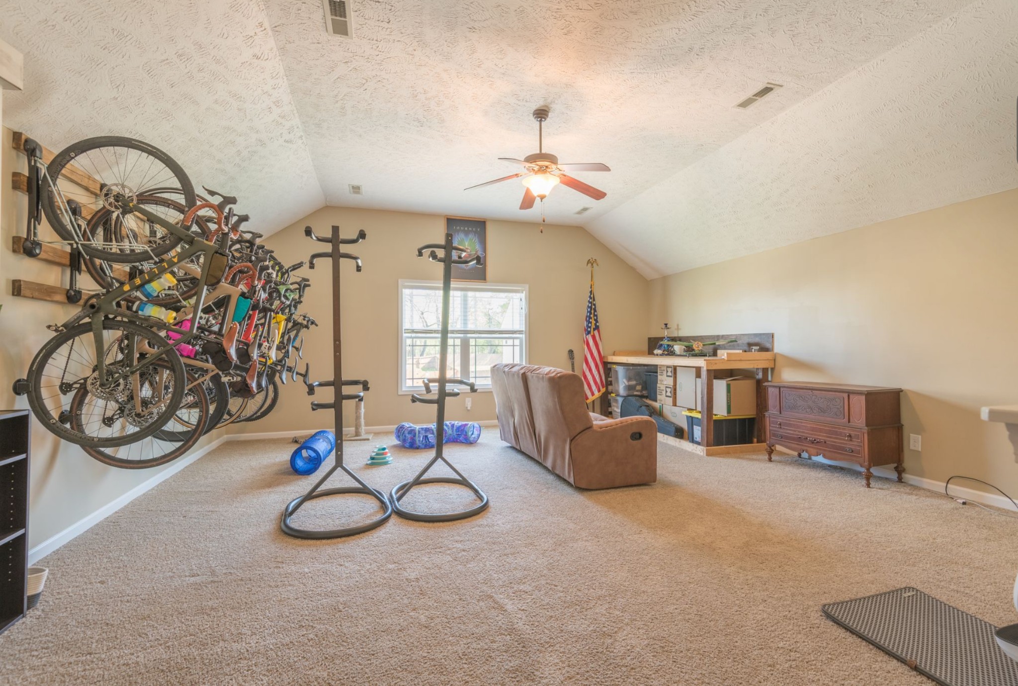 920 Cherry Blossom Ln Property Photo 10