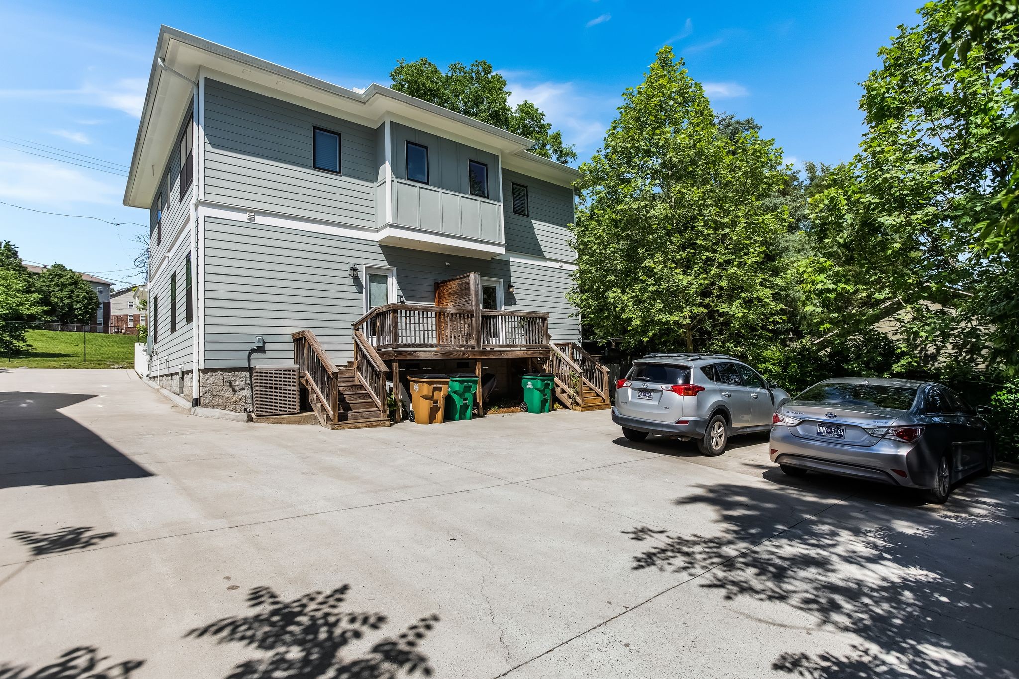 2046 Straightway Ave Property Photo 32