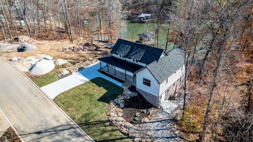 463 Waterfront Way Property Photo