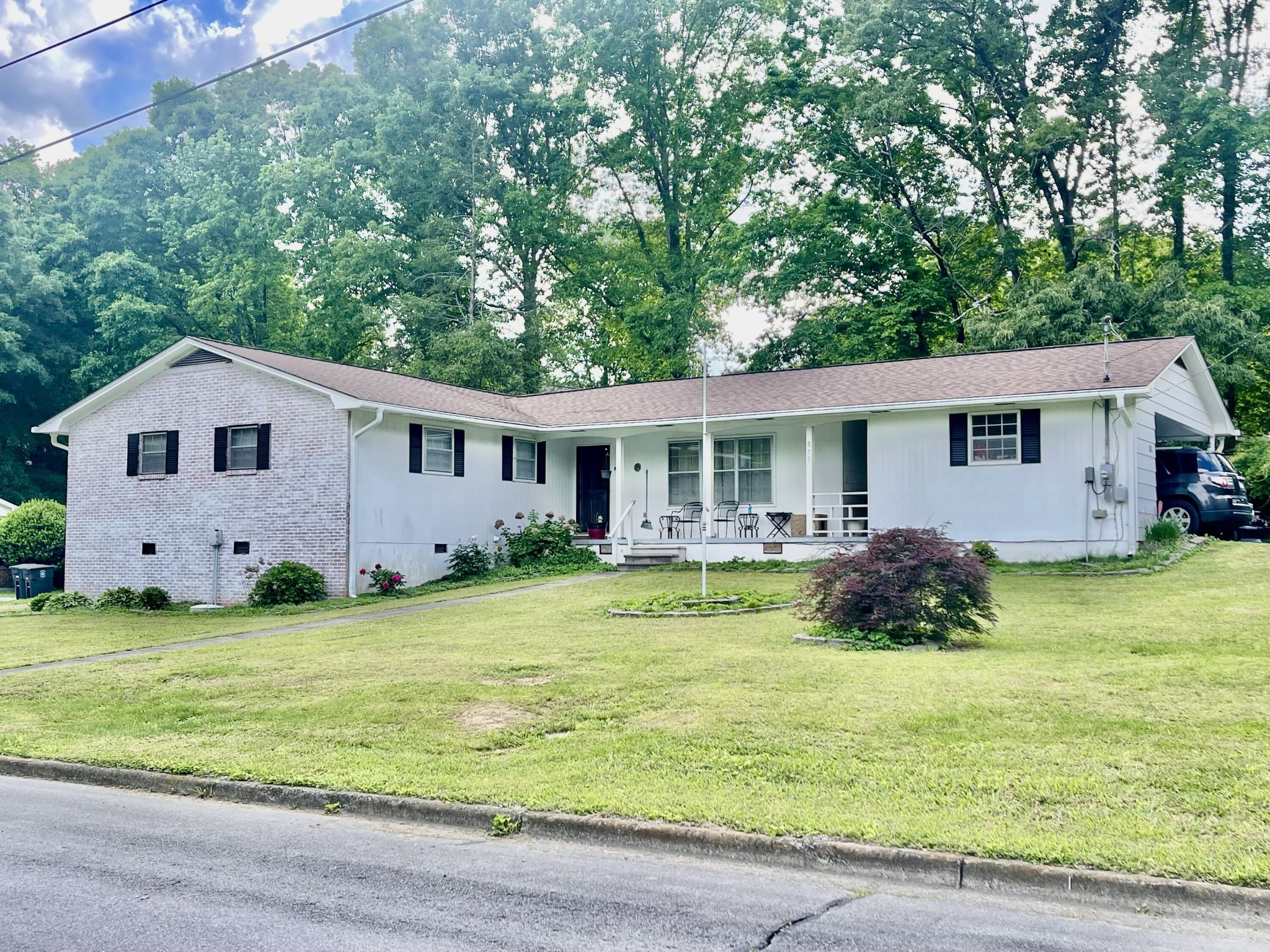 811 Towanda Trail Property Photo