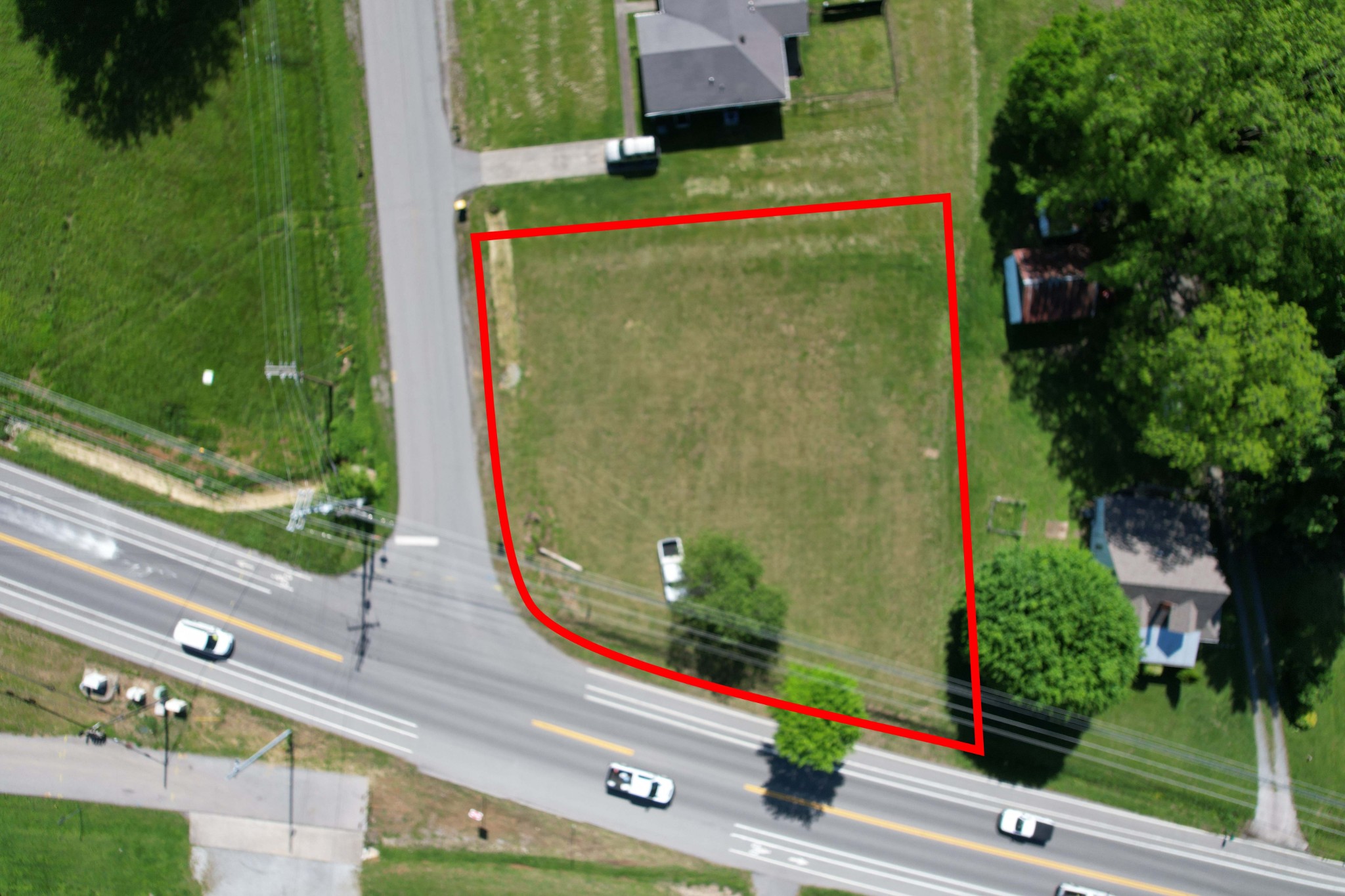 2612 Hwy 31W Property Photo 1