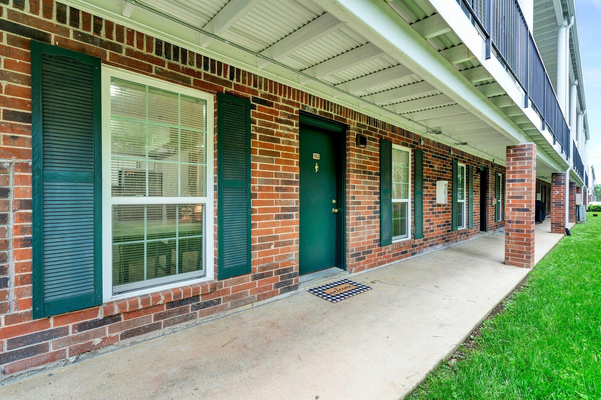 900 Mountain Creek Road Property Photo