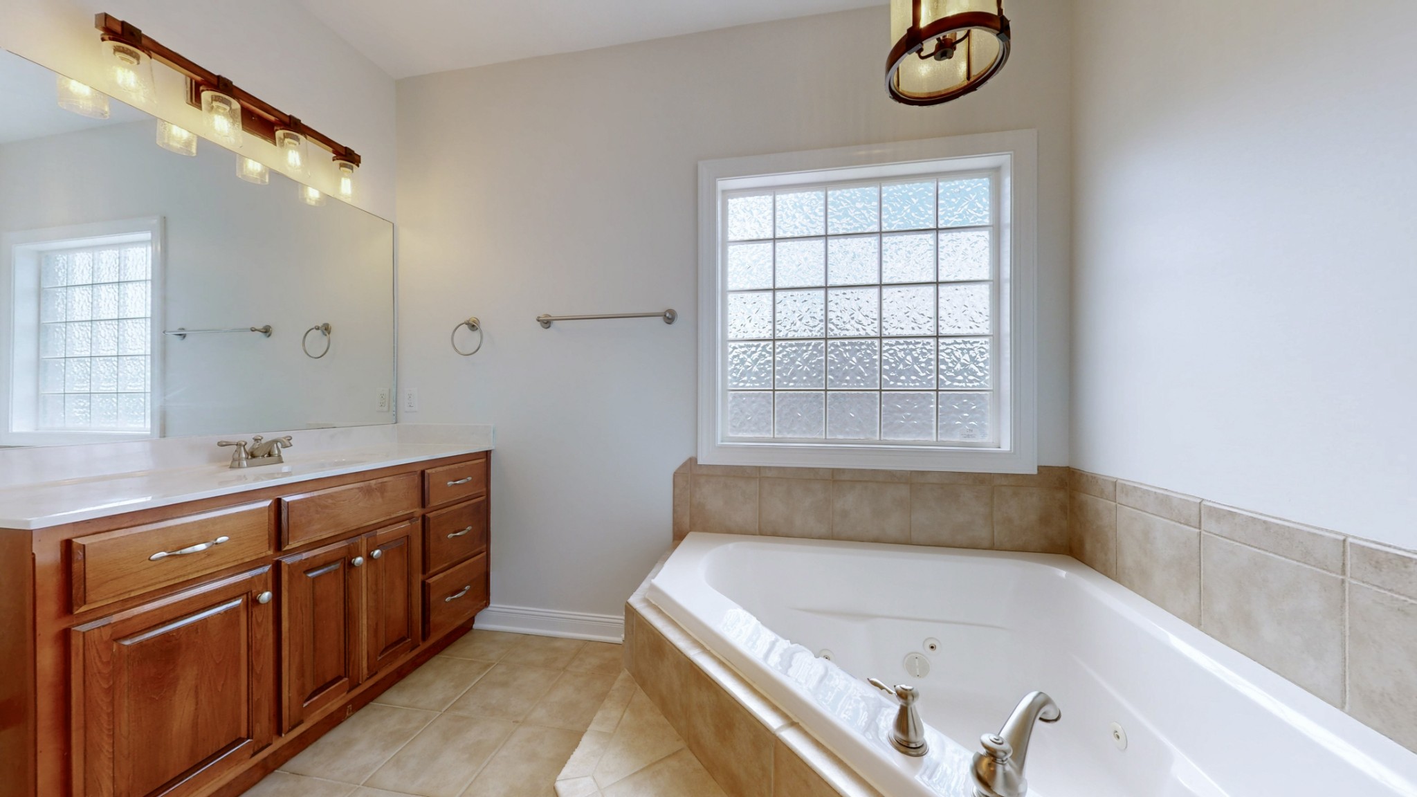 4050 Oak Pointe Dr Property Photo 21