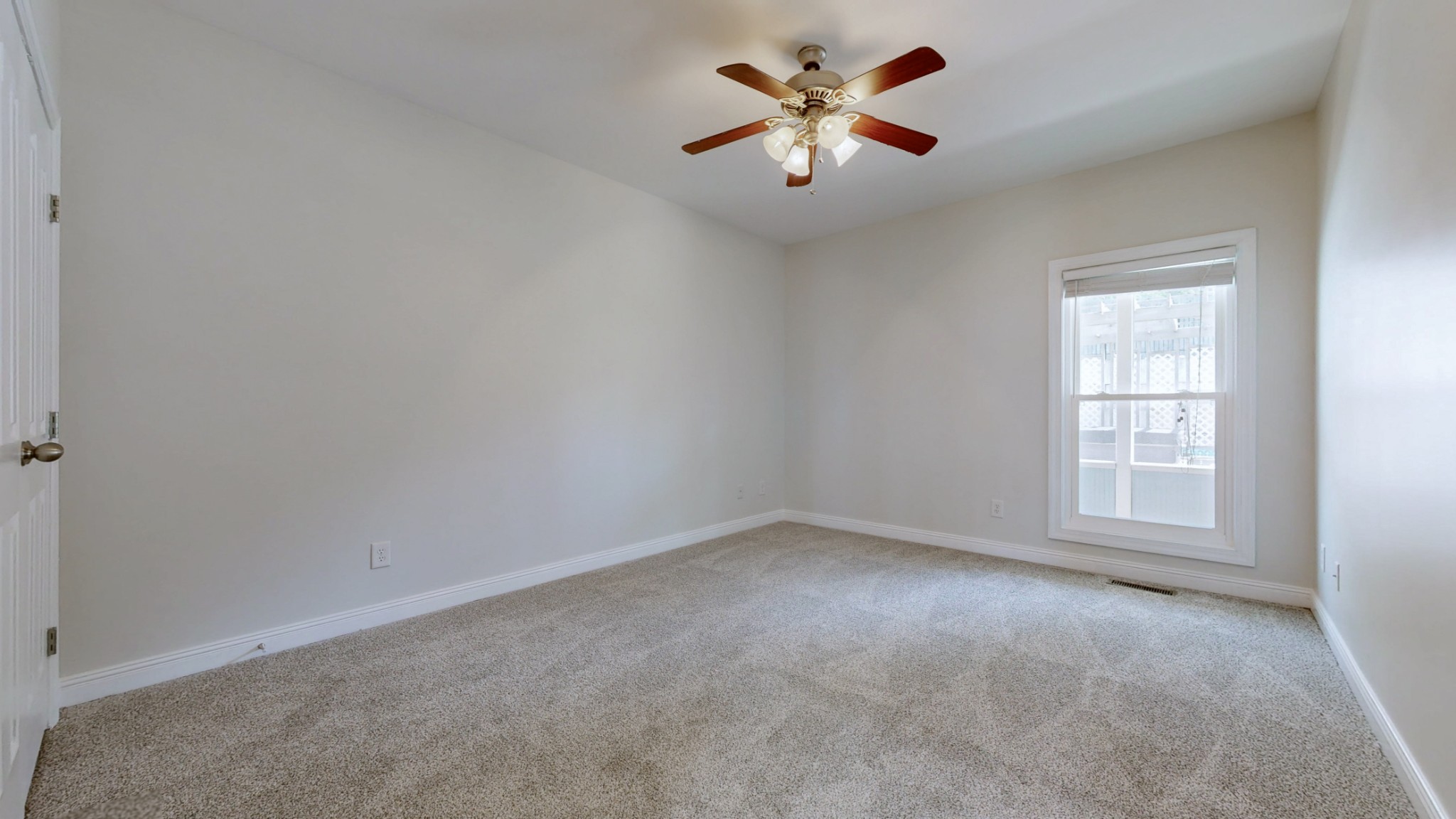 4050 Oak Pointe Dr Property Photo 25