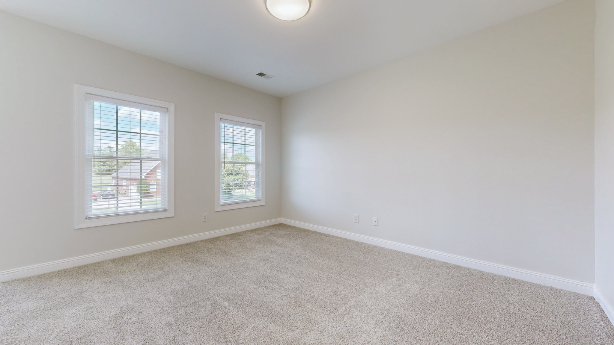 4050 Oak Pointe Dr Property Photo 28