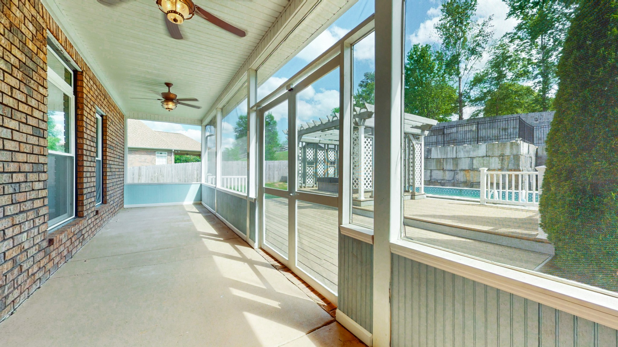 4050 Oak Pointe Dr Property Photo 33