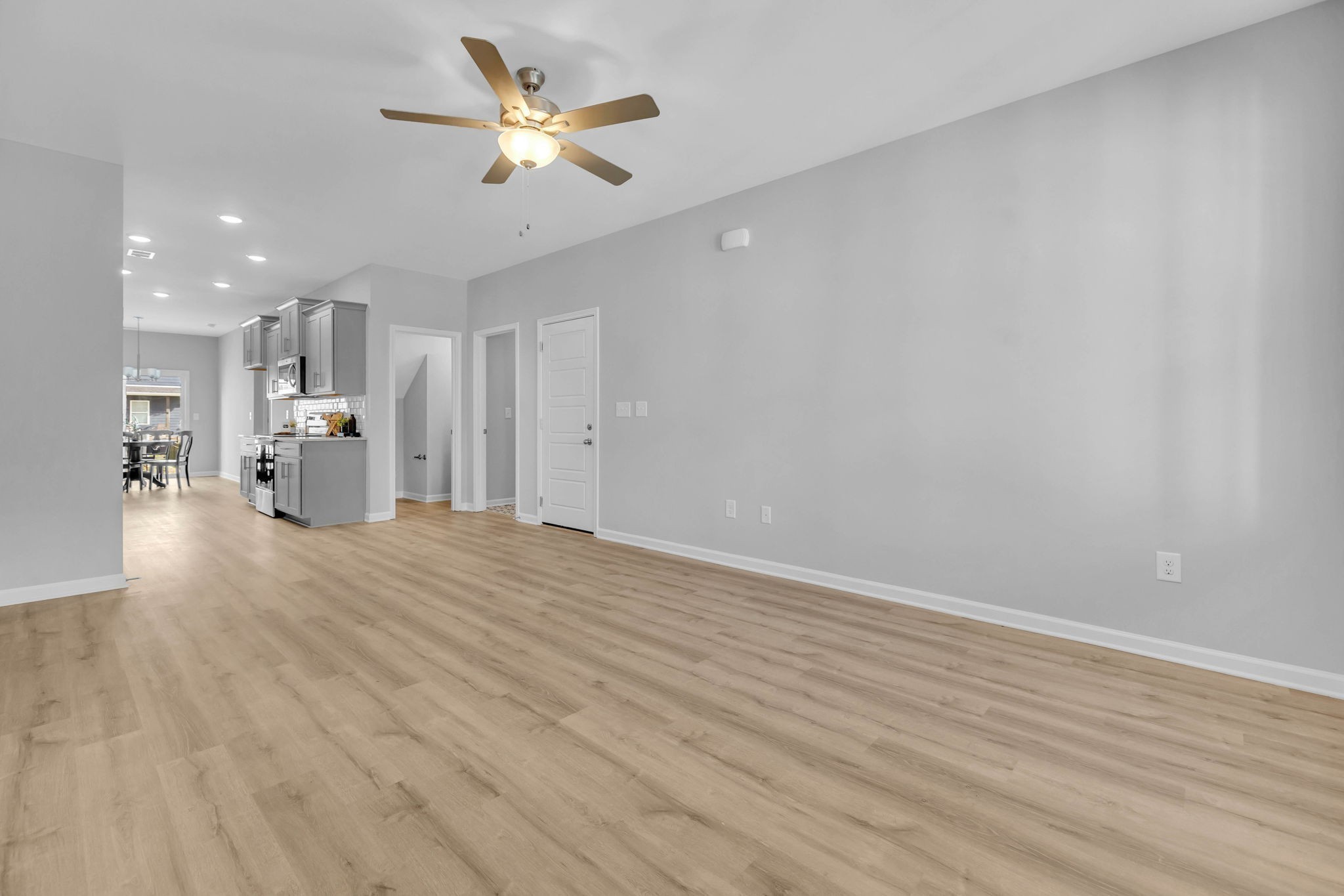 321 Carver Connection Property Photo 3