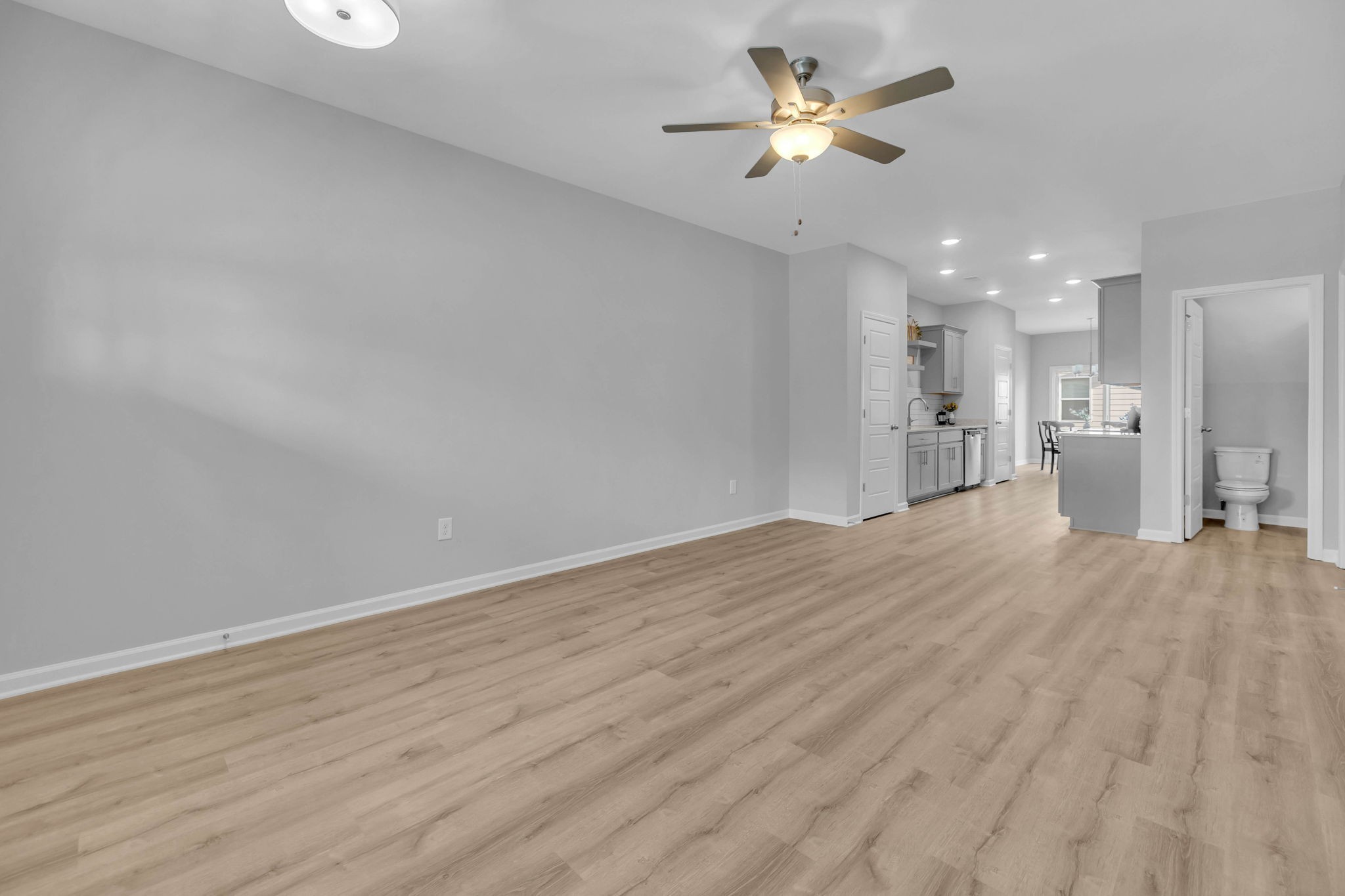 321 Carver Connection Property Photo 4