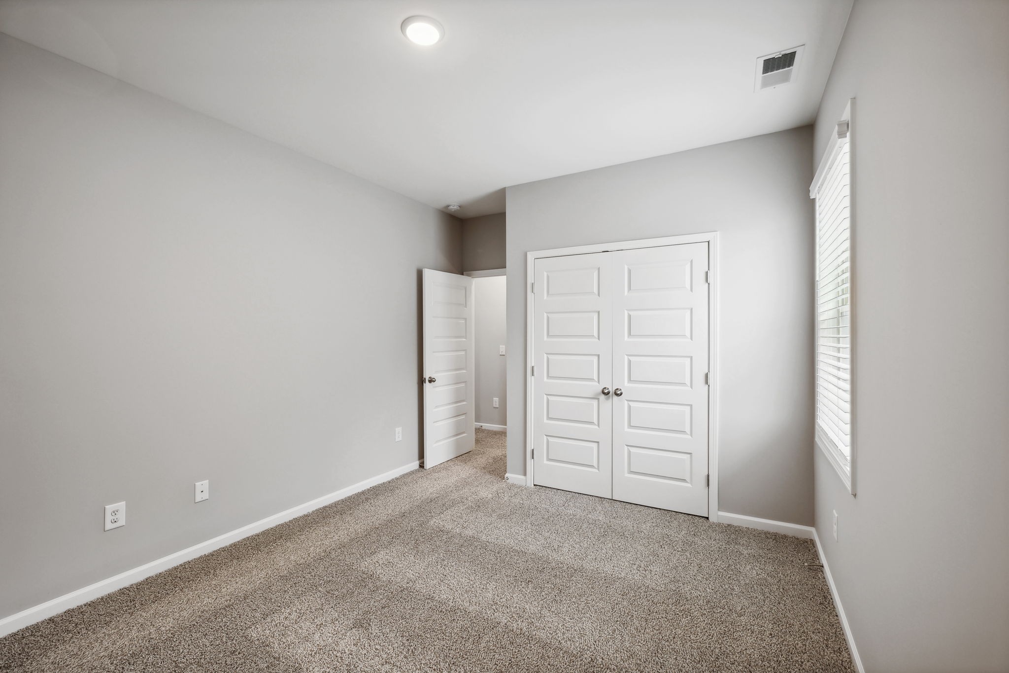325 Carver Connection Property Photo 18