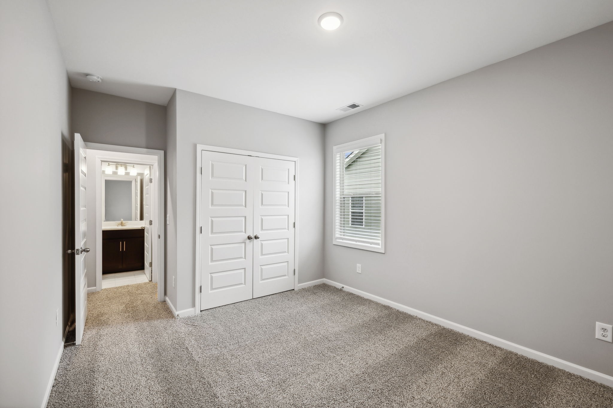 325 Carver Connection Property Photo 19