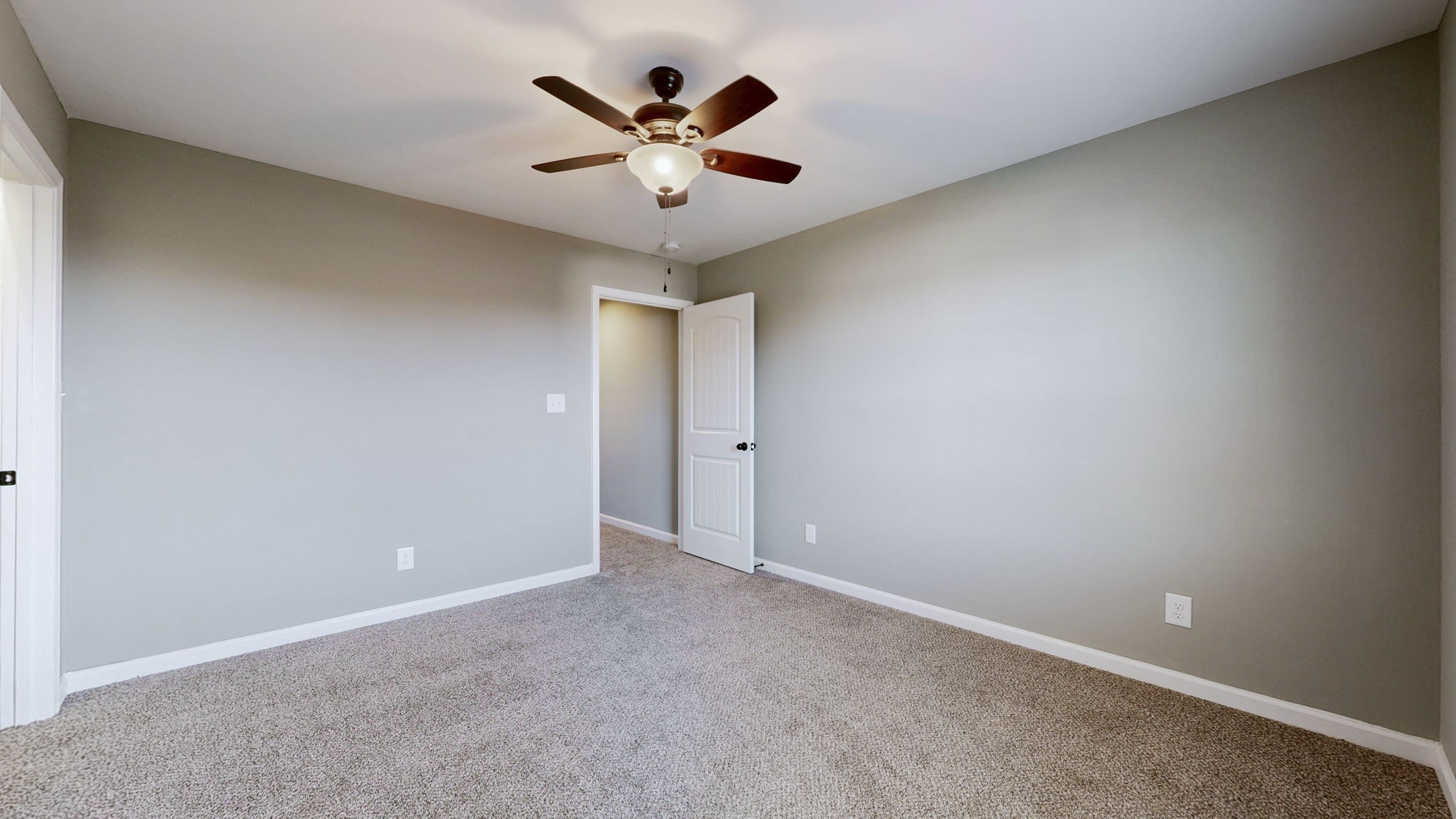 1408 Kingbird Dr Property Photo 33