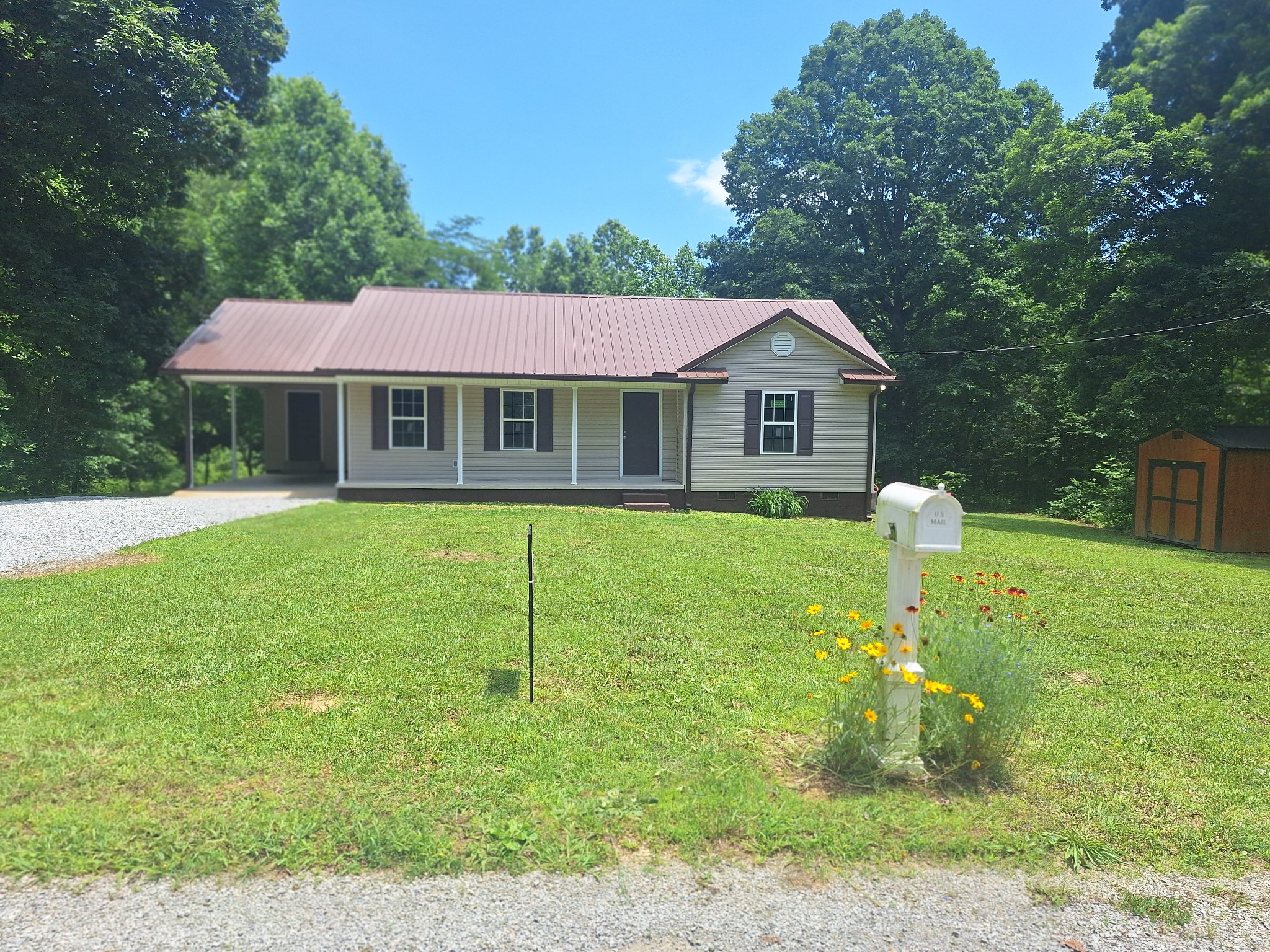 151 Dogwood Ln Property Photo