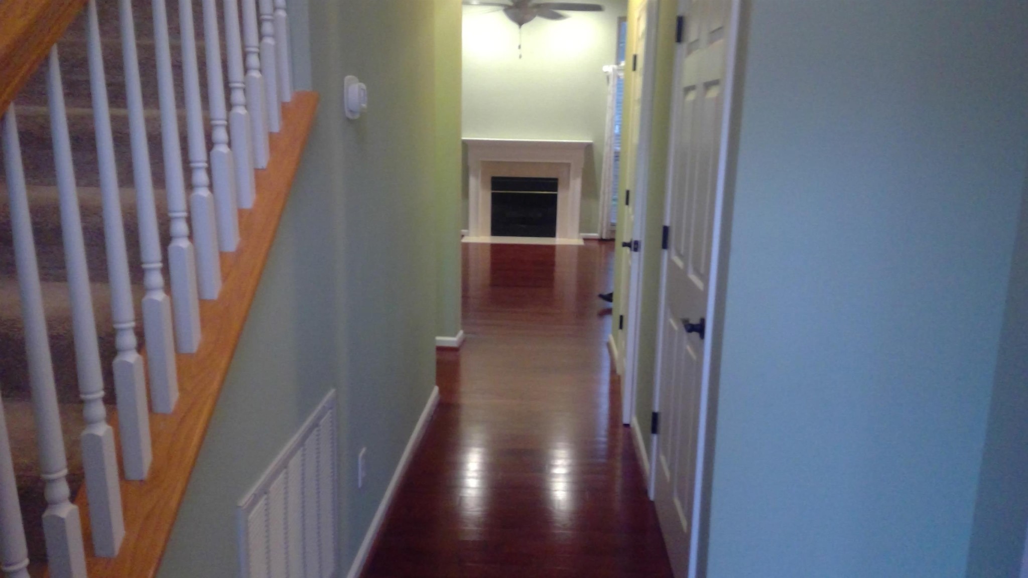 305 Sweetwater Ct Property Photo 4