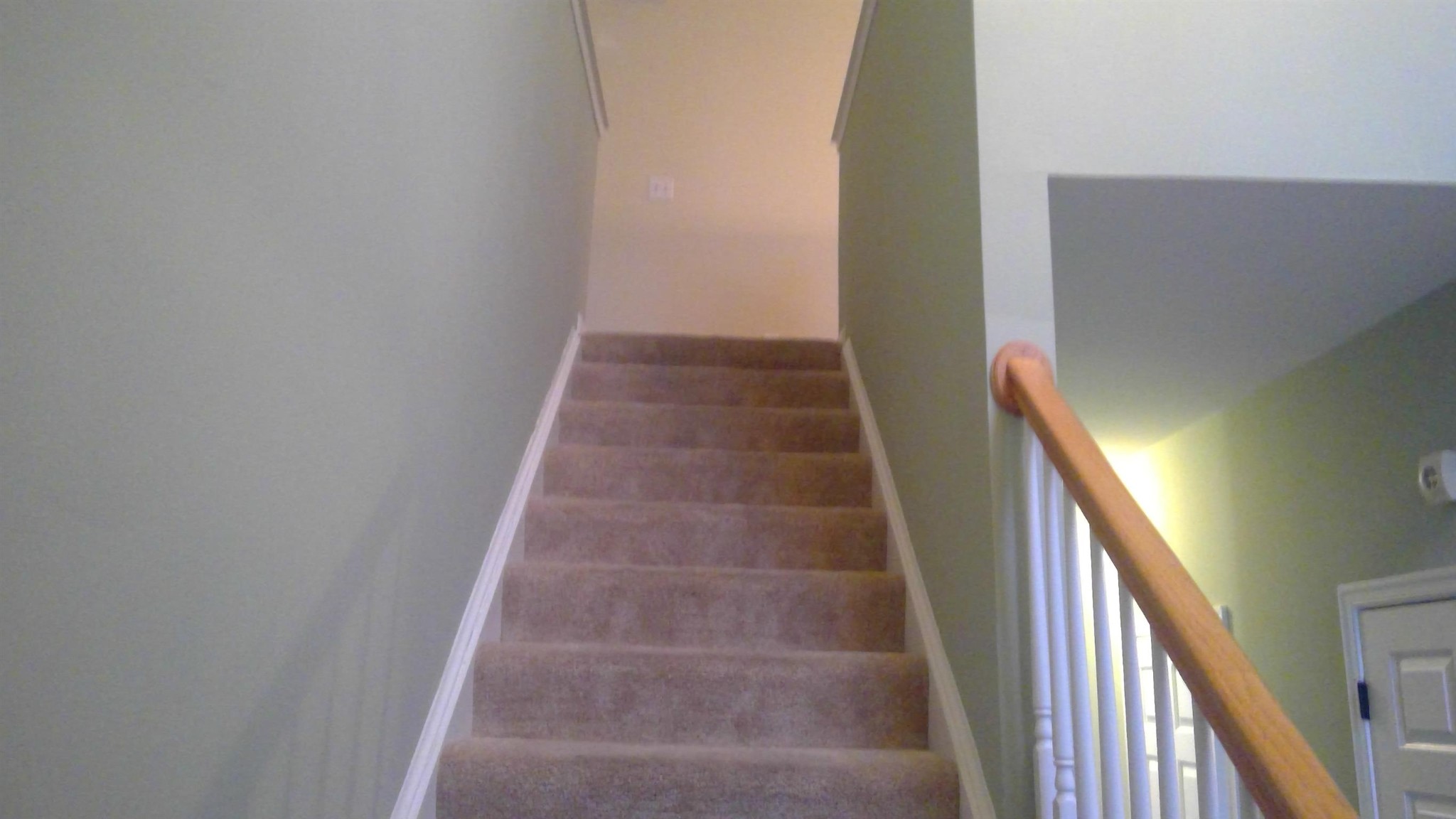 305 Sweetwater Ct Property Photo 21