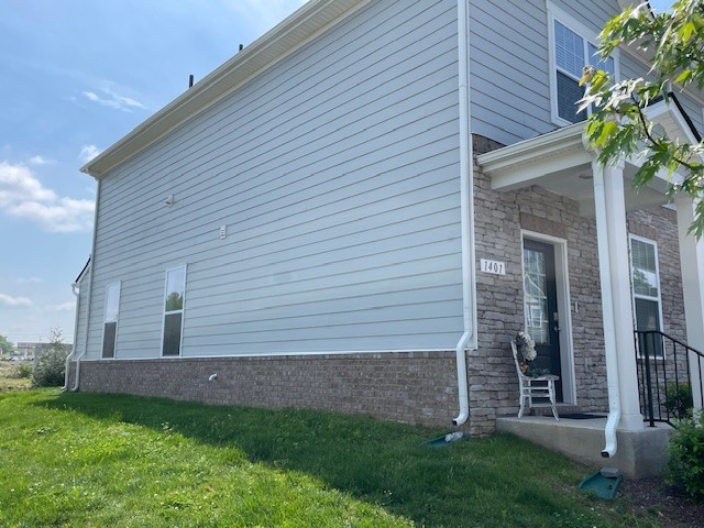 1401 Walker Way Property Photo 1
