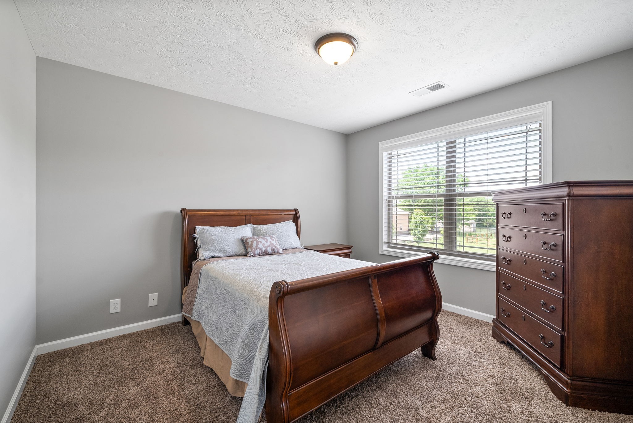 1514 Chapel Ridge Rd Property Photo 35