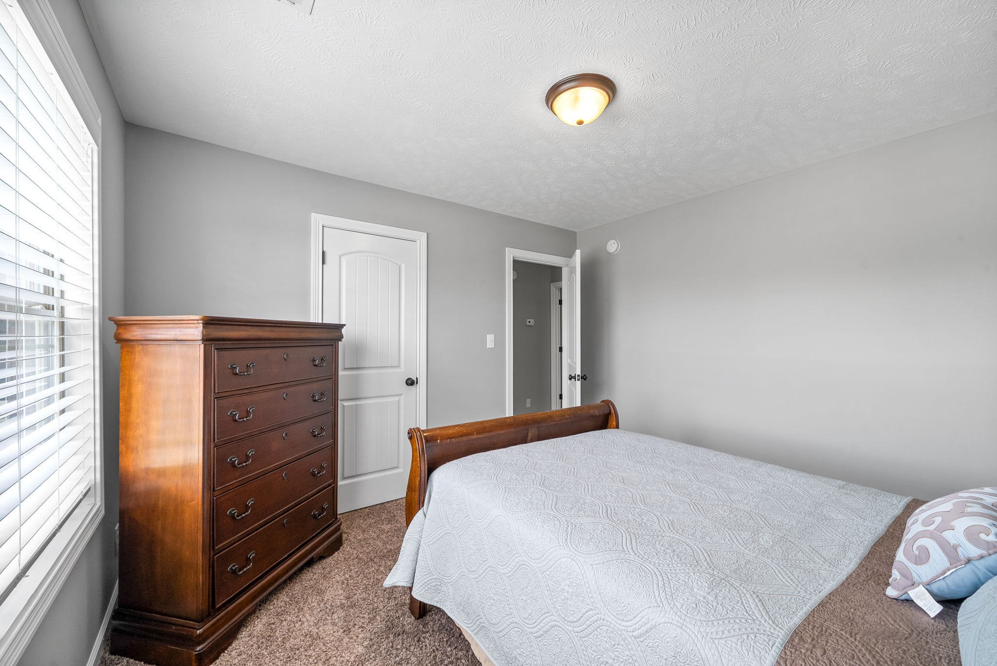 1514 Chapel Ridge Rd Property Photo 36