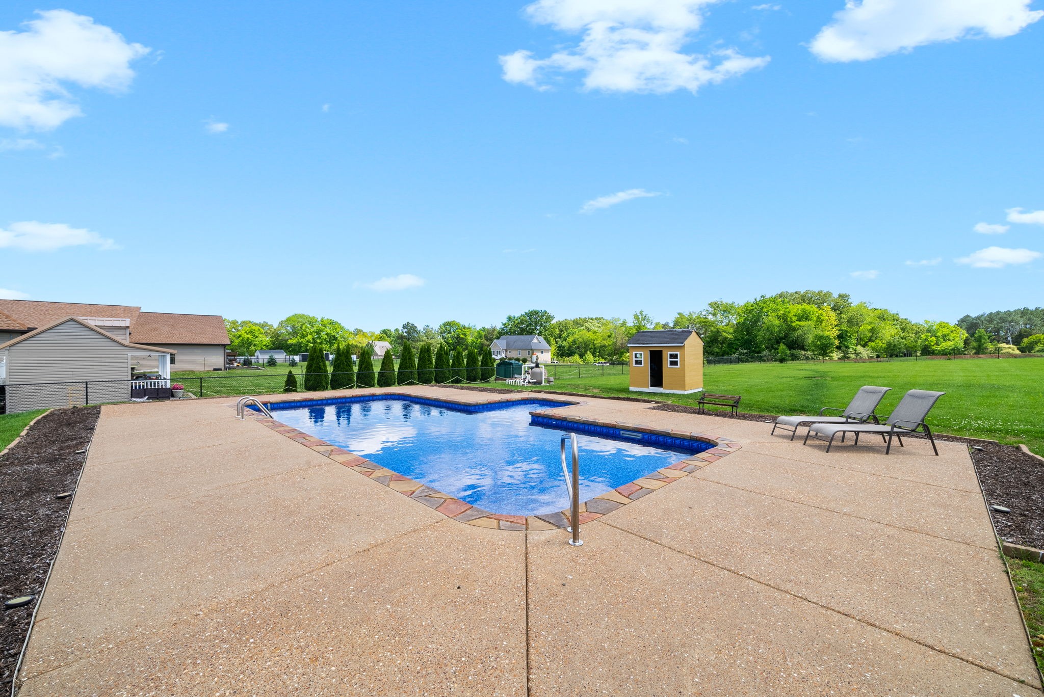 1514 Chapel Ridge Rd Property Photo 42