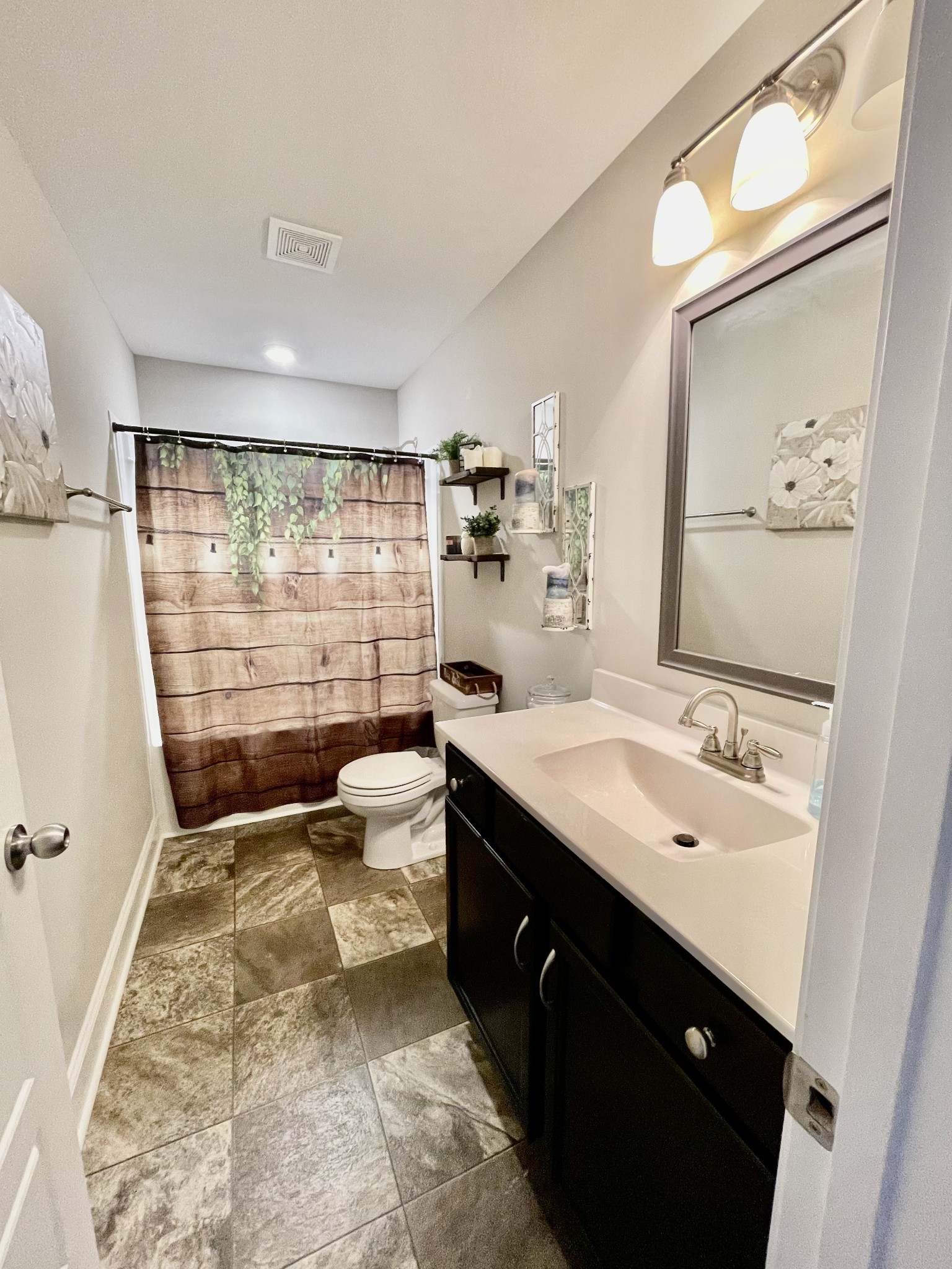 1079 Eagles View Dr Property Photo 23