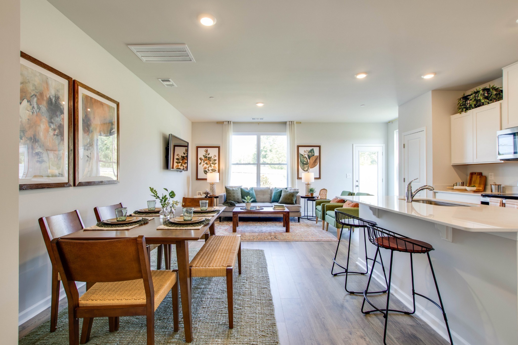 150 Mackenzie Way Property Photo 1
