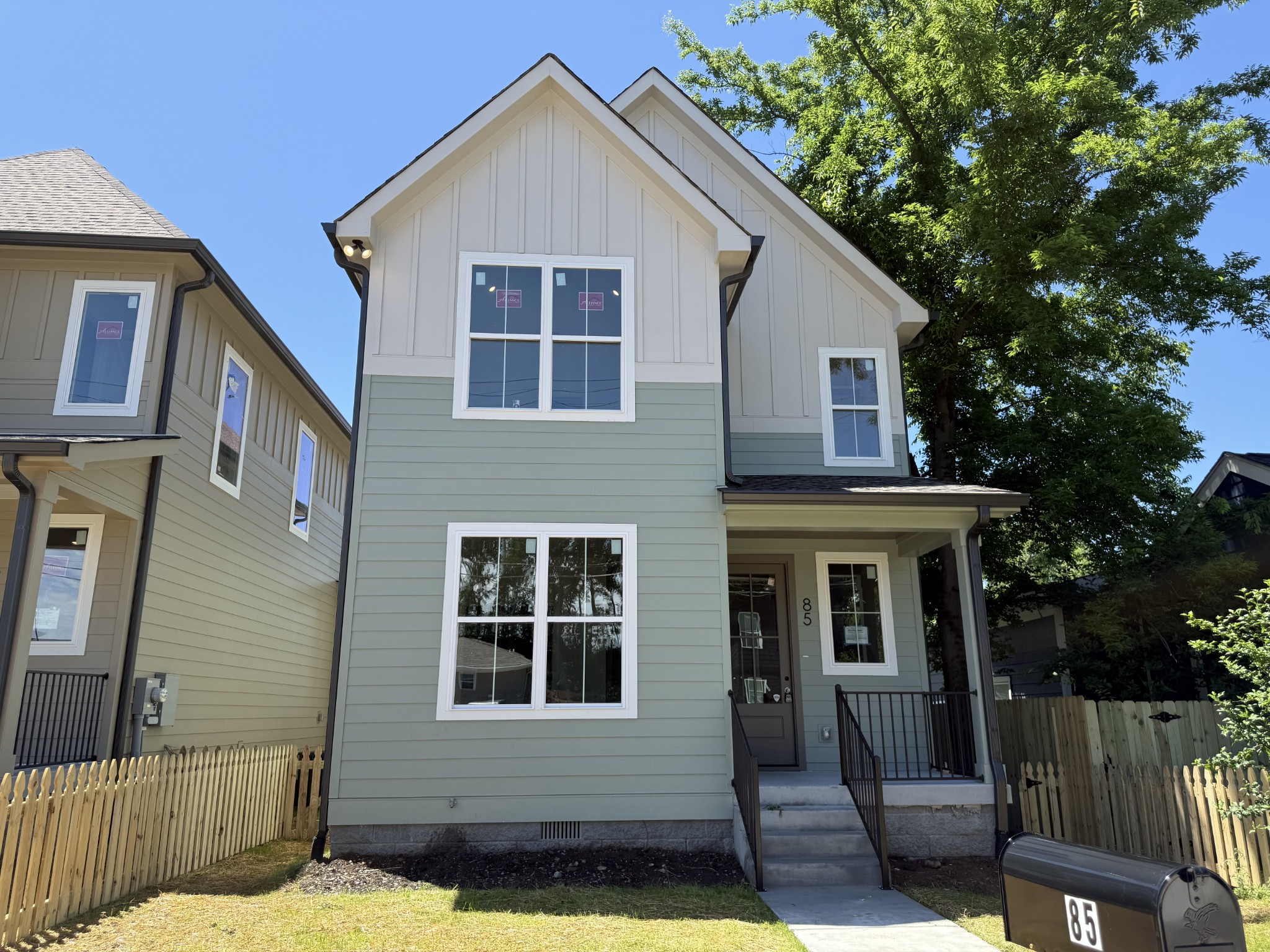 85 Green St Property Photo