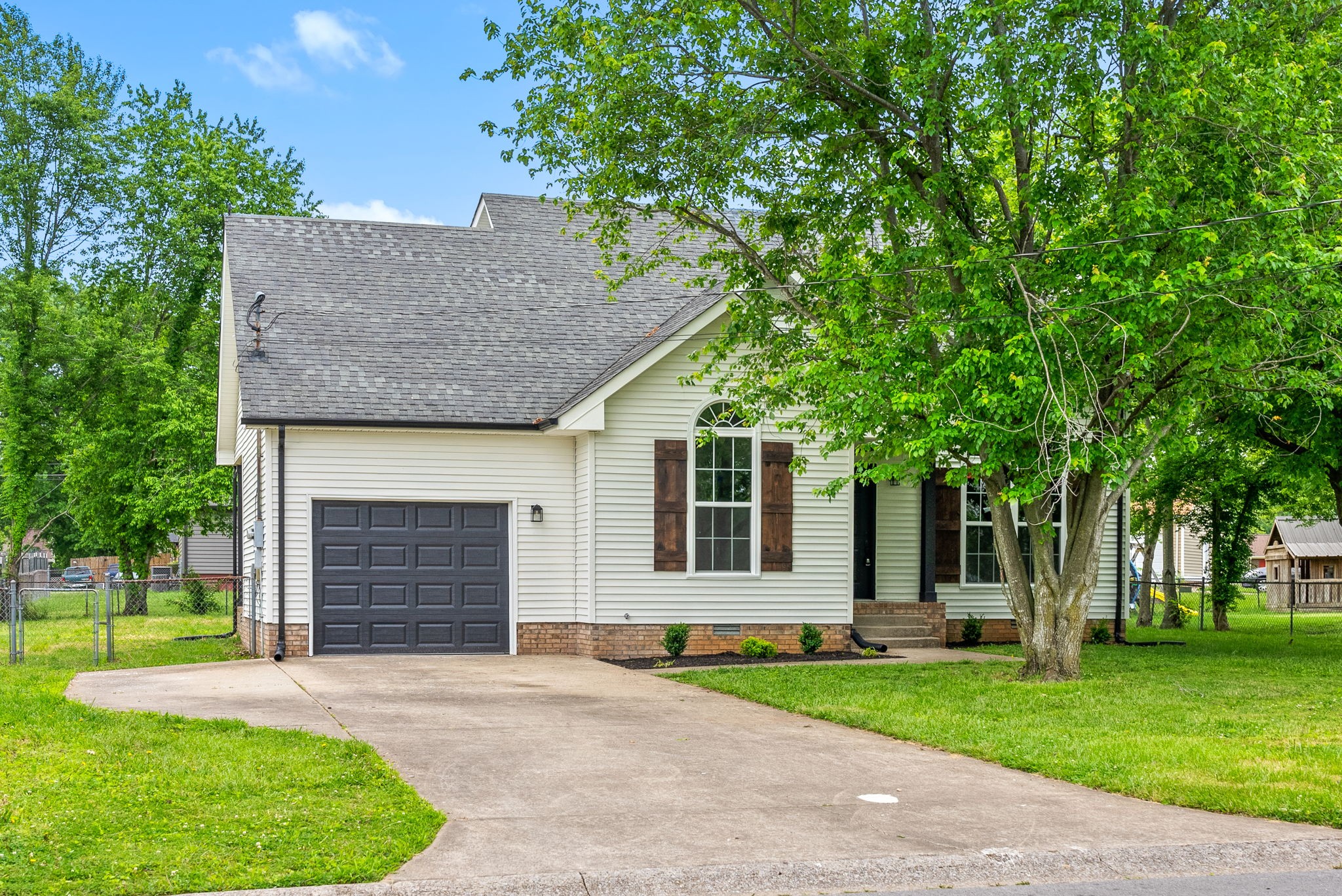 3403 Minor Dr Property Photo 4