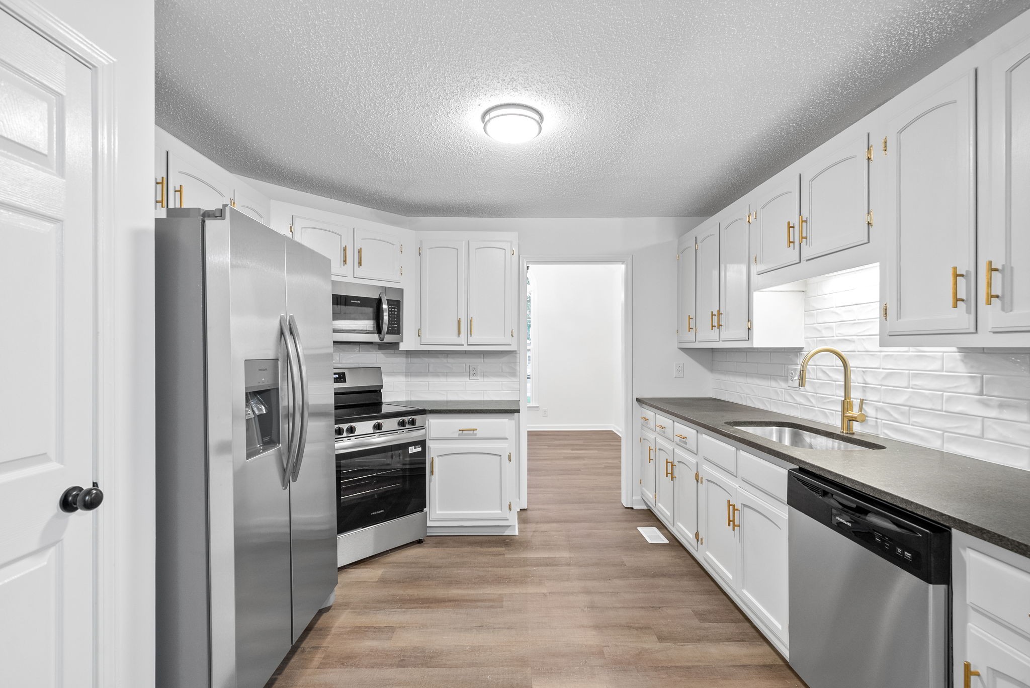 3403 Minor Dr Property Photo 15