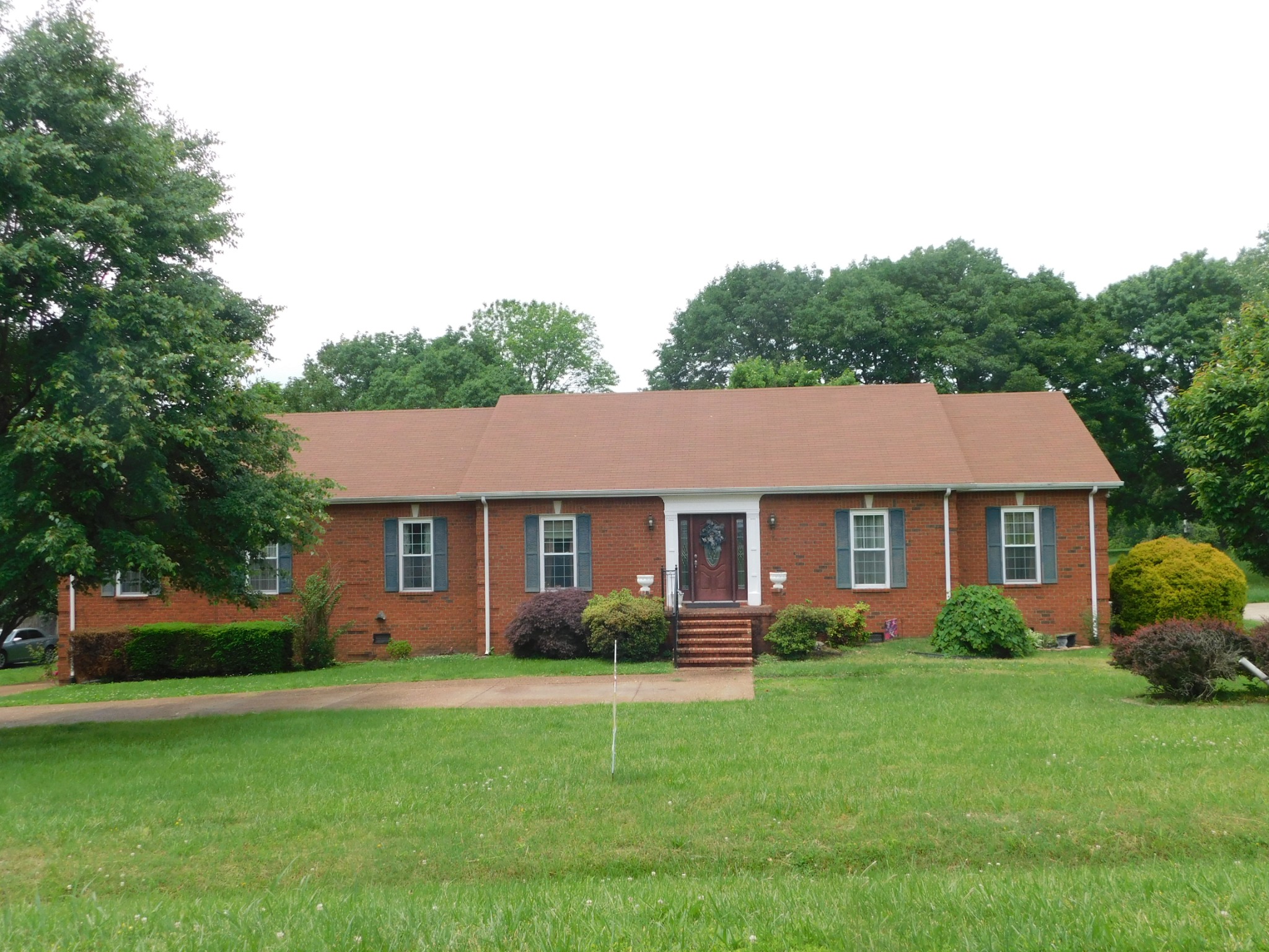 1129 Adam Dr Property Photo 1