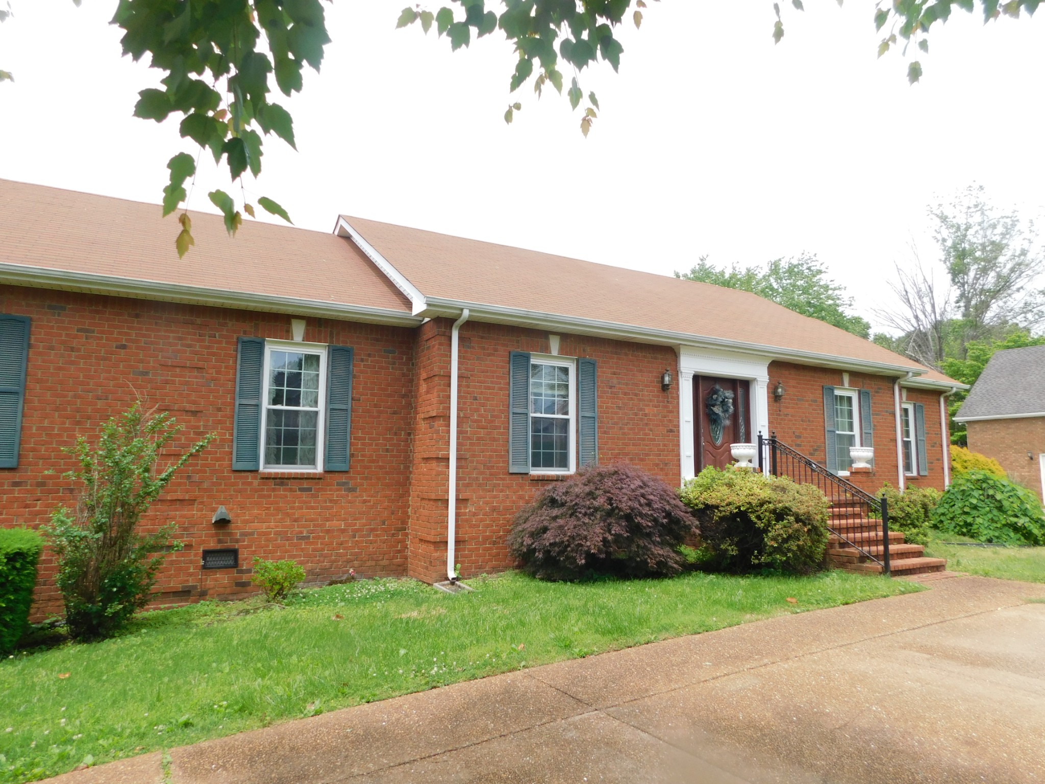 1129 Adam Dr Property Photo 5