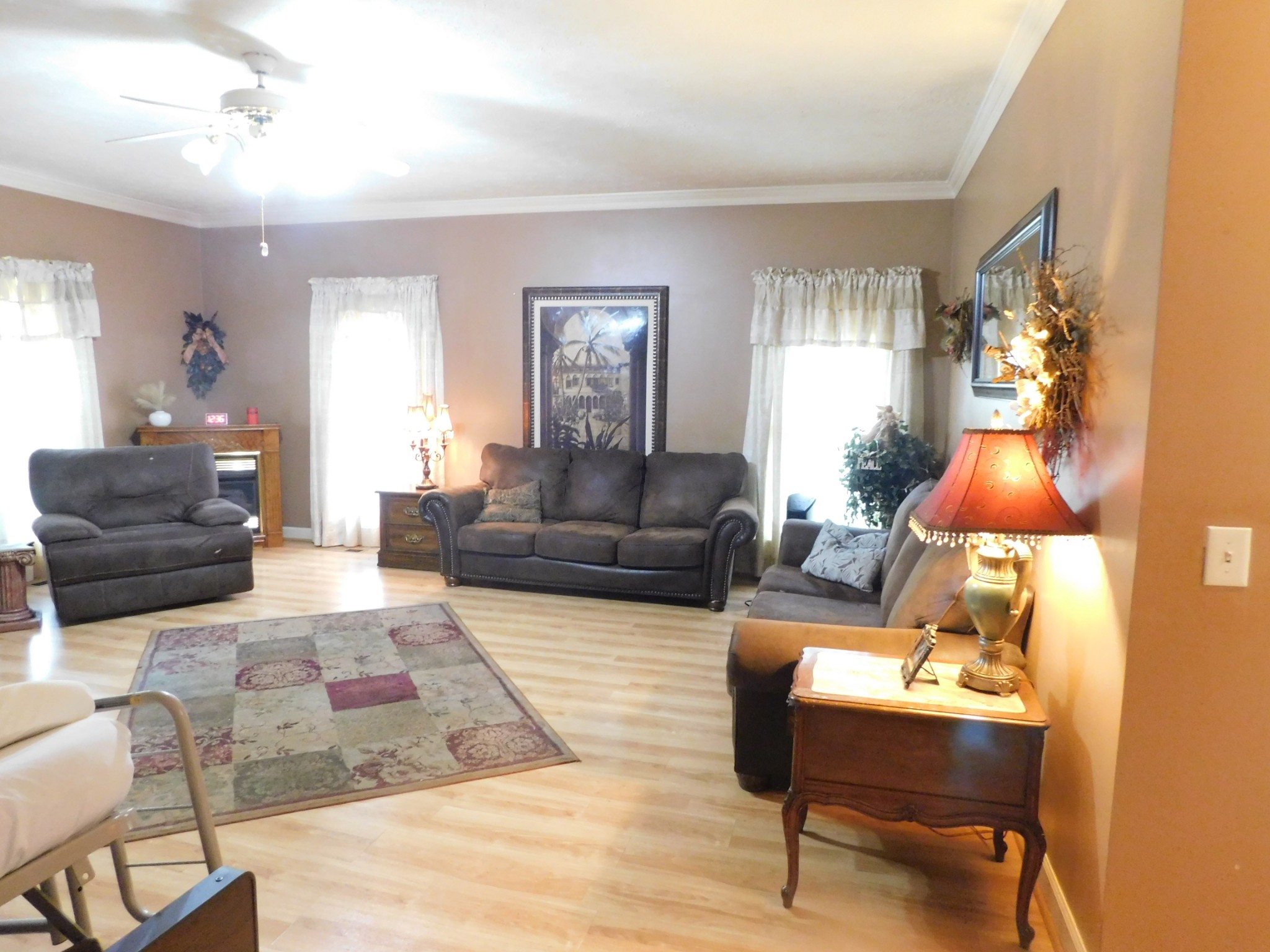 1129 Adam Dr Property Photo 38