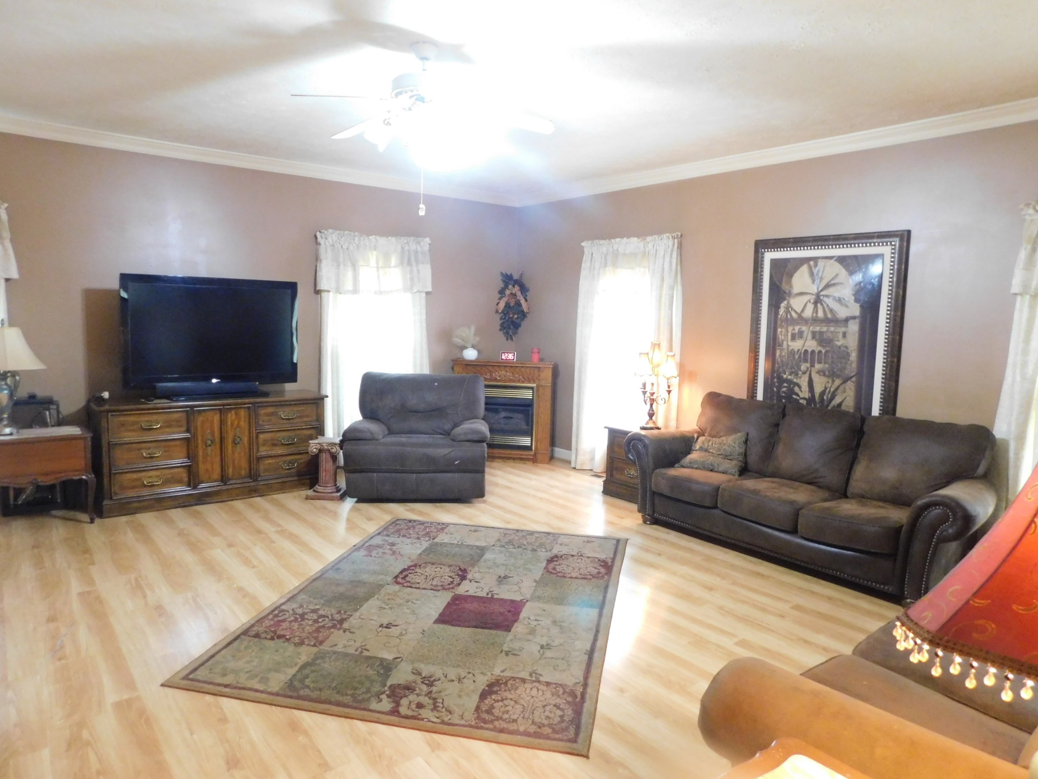 1129 Adam Dr Property Photo 39