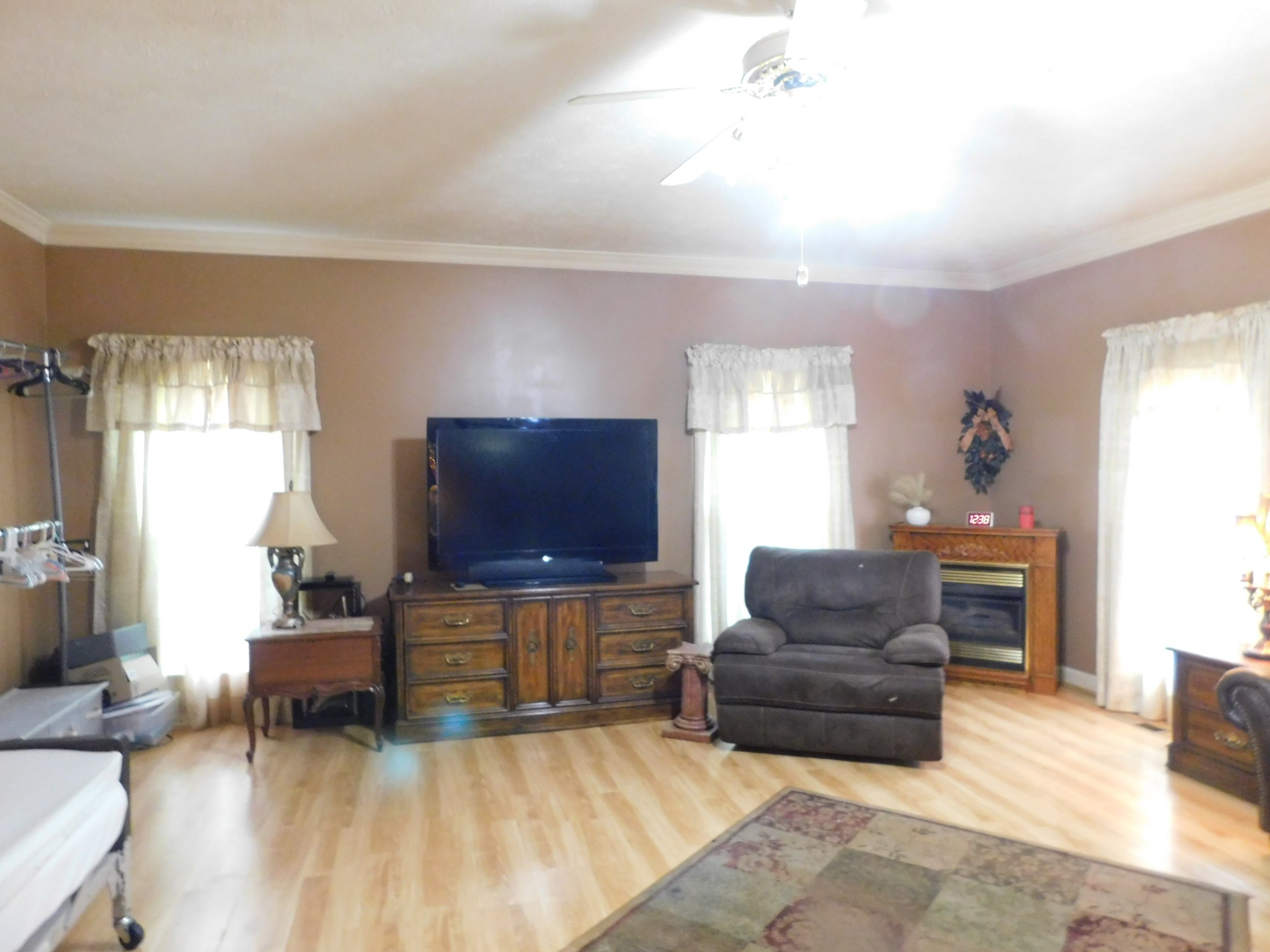1129 Adam Dr Property Photo 40