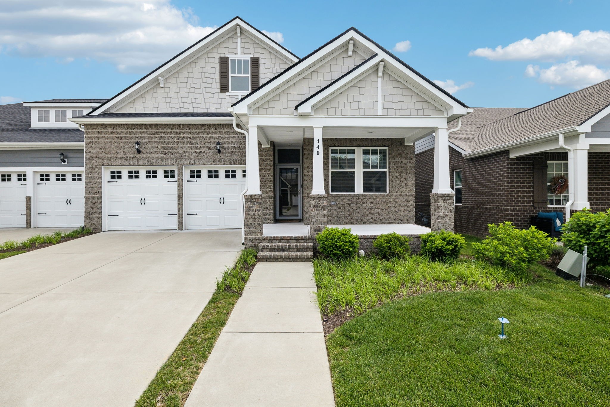 440 Golden Meadow Ln Property Photo